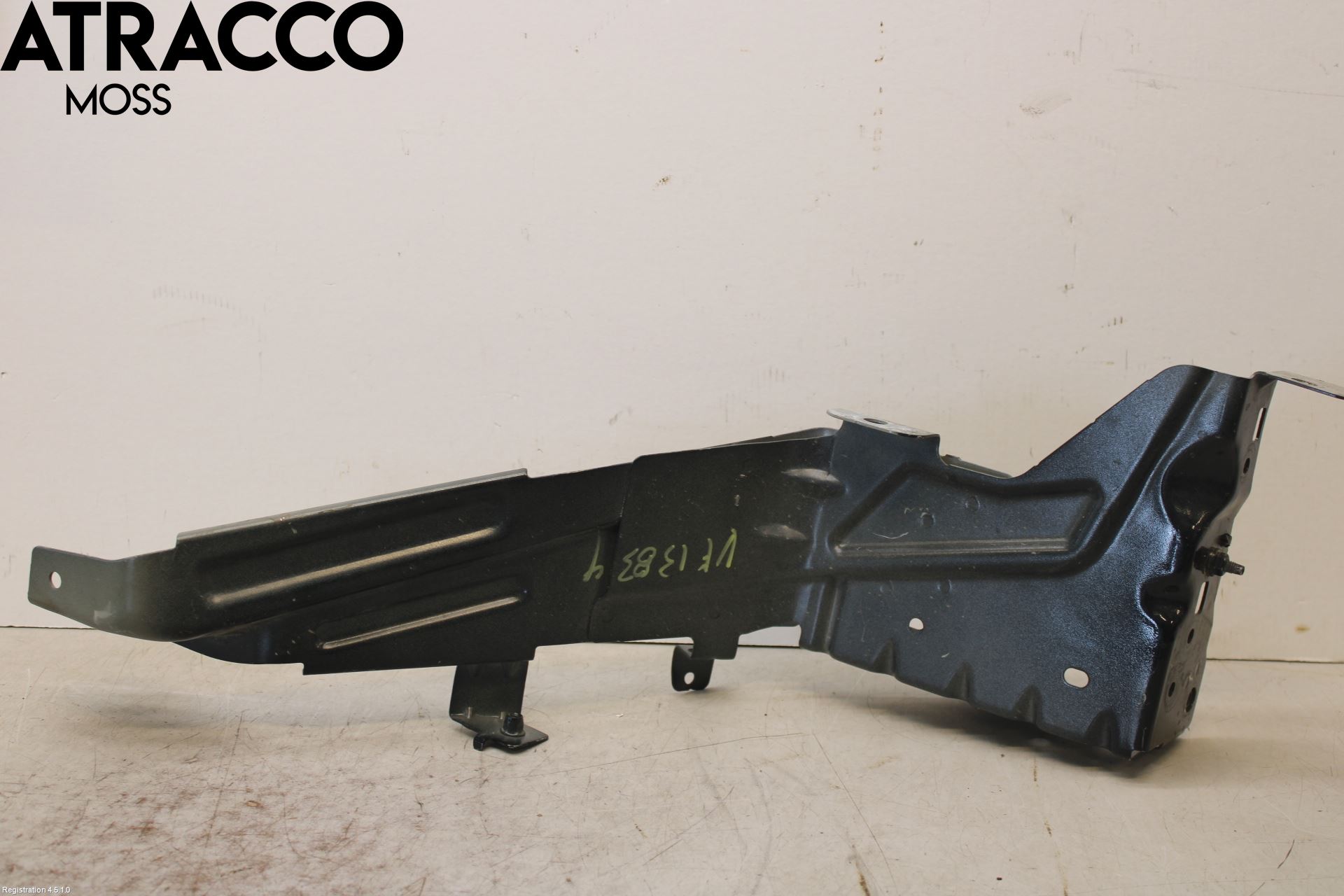 Volvo XC40/RECHARGE 18- Radiator Feste - Ramme - Bjelk