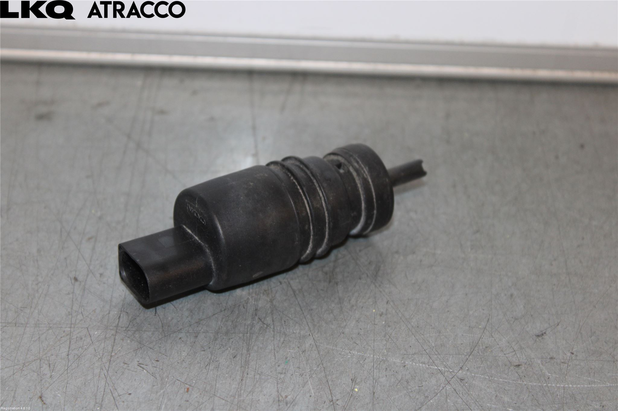 BMW X3 E83     03-10 Spylerpumpe Bakluke