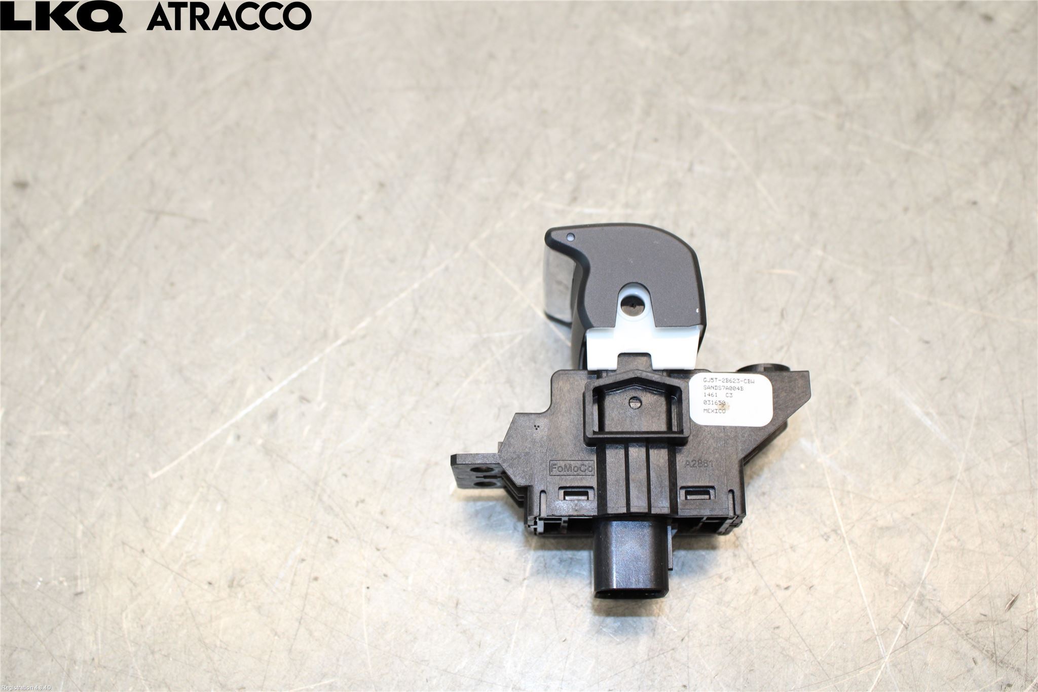 Ford MUSTANG Mach-E 21- Bryter Parkeringsbrems