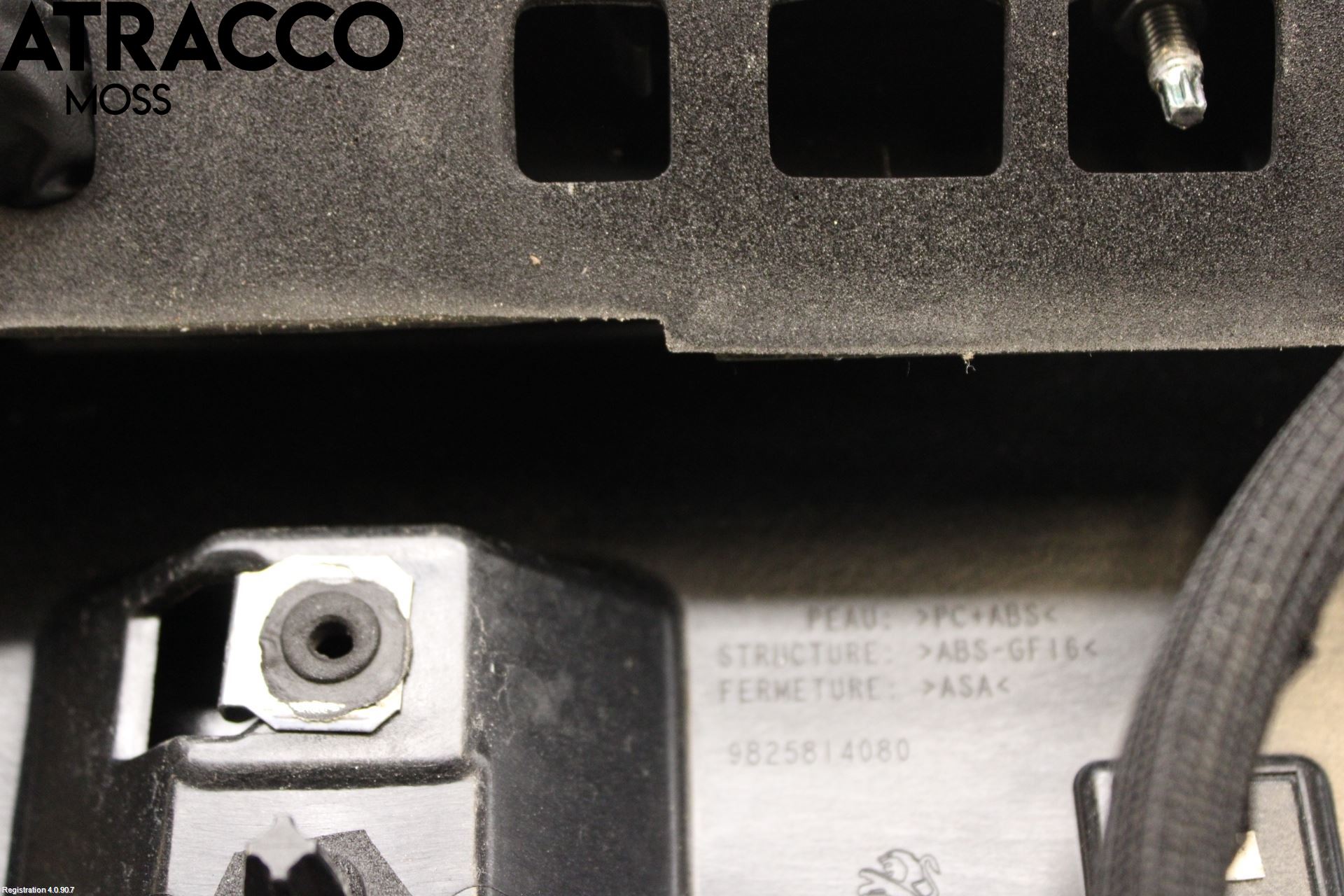 Peugeot 2008/E-2008 20- Spoiler Bakluke