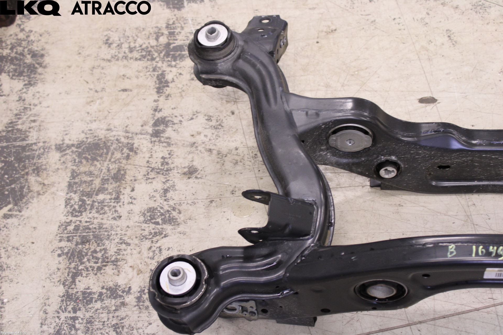 Mercedes-Benz MB EQB (X243) 22- Bakaksel Feste Travers-Ramme