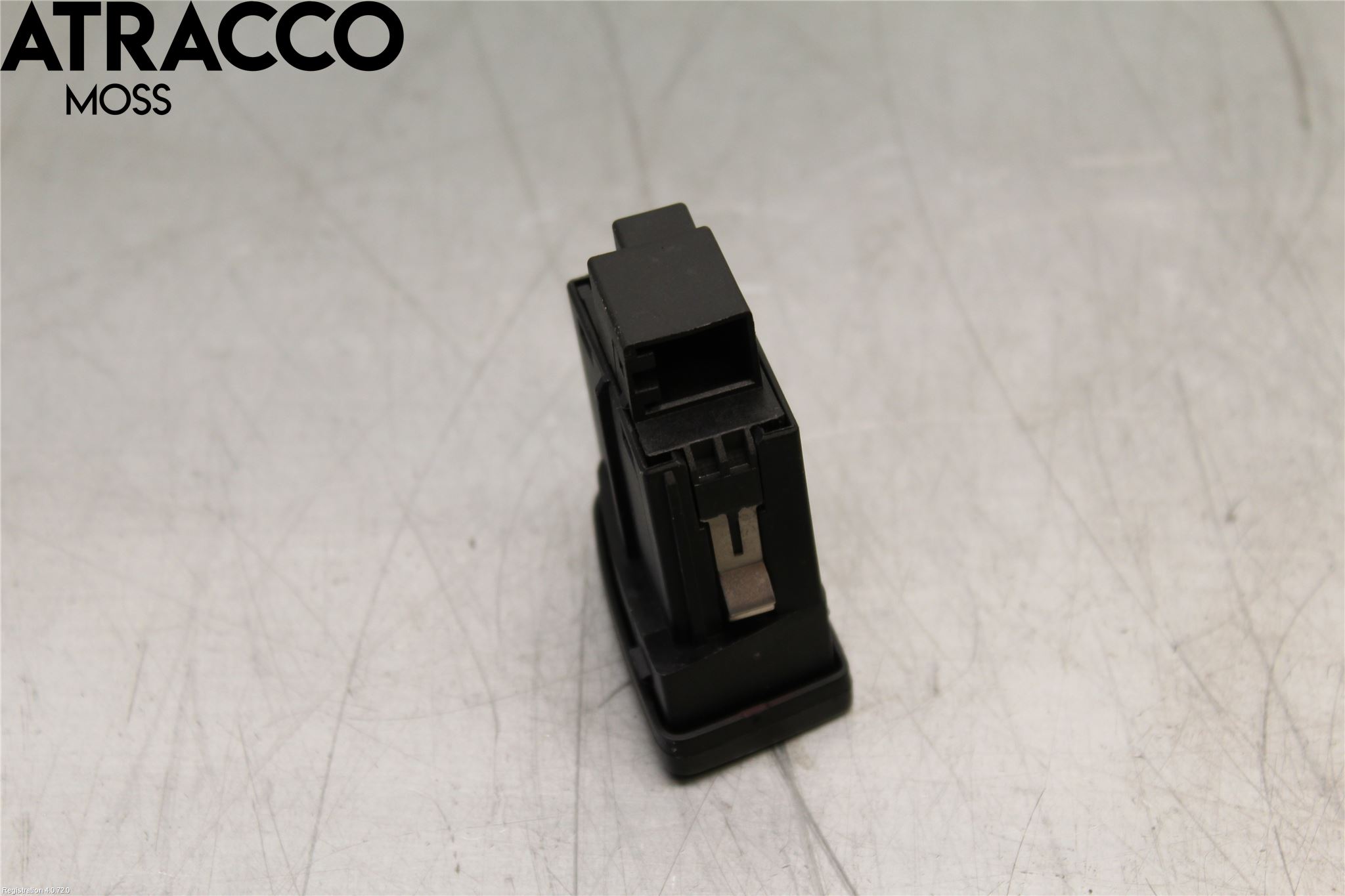 Audi Q5 09-16 Bryter Varsel (Nødblink)