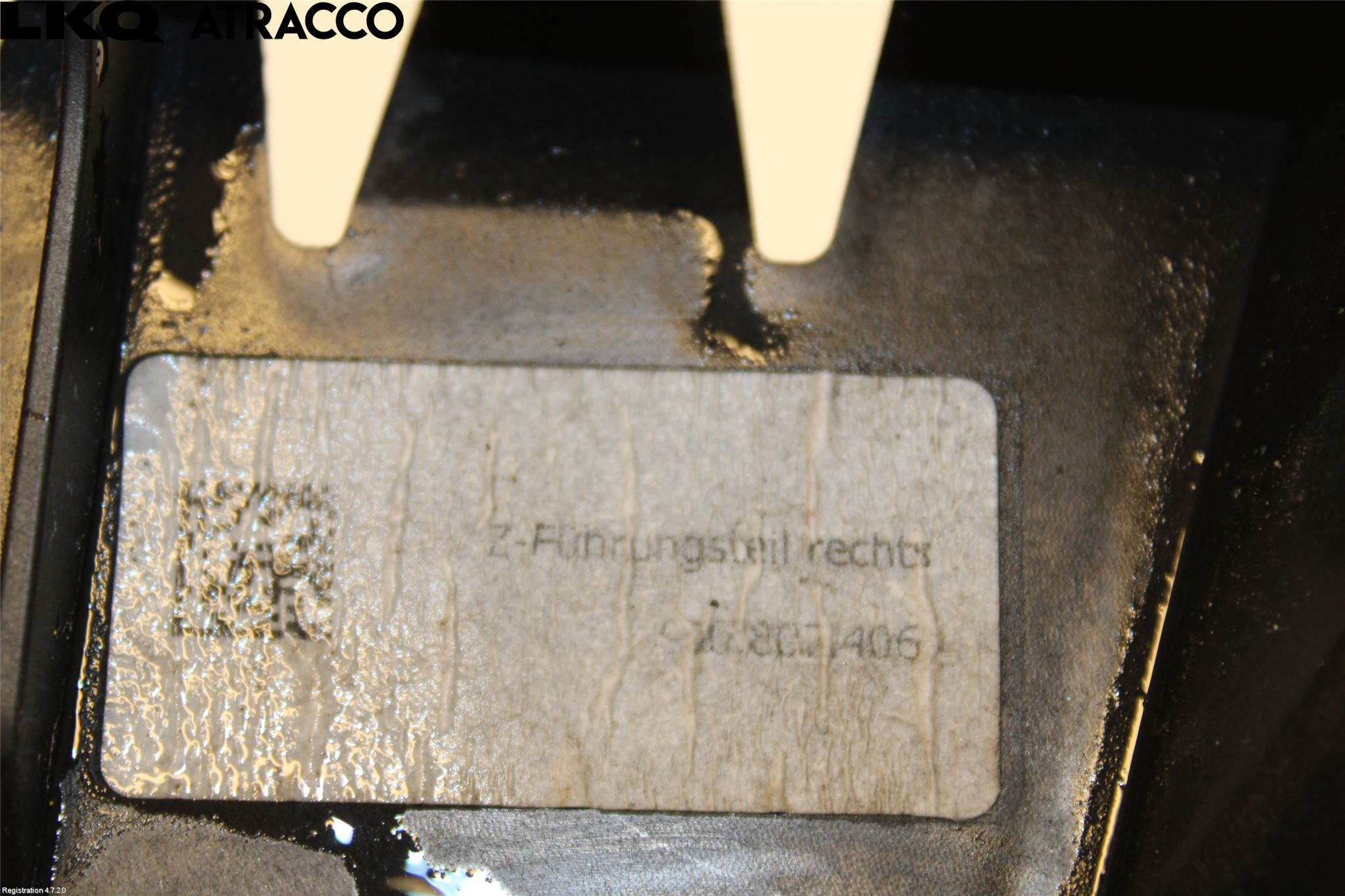 Porsche TAYCAN 20- Støtfangerfeste Bak Høyre