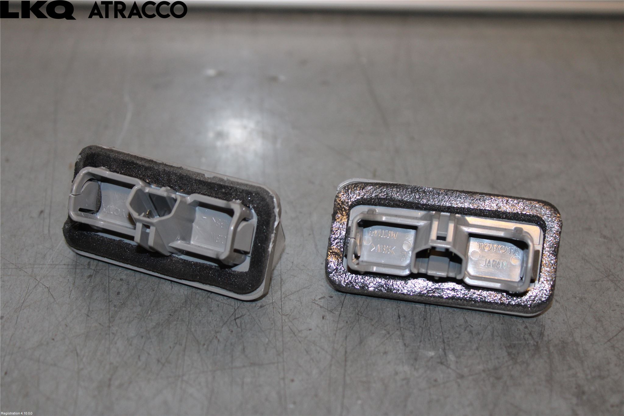 Toyota bZ4X EA10 22- Skilt Belysning