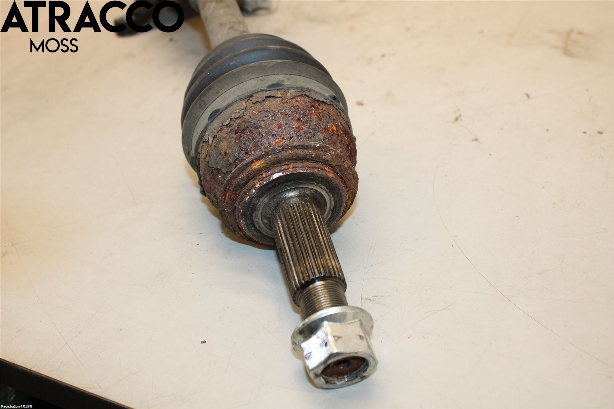 Nissan QASHQAI 14-17 Drivaksel Foran Kompl Høyre