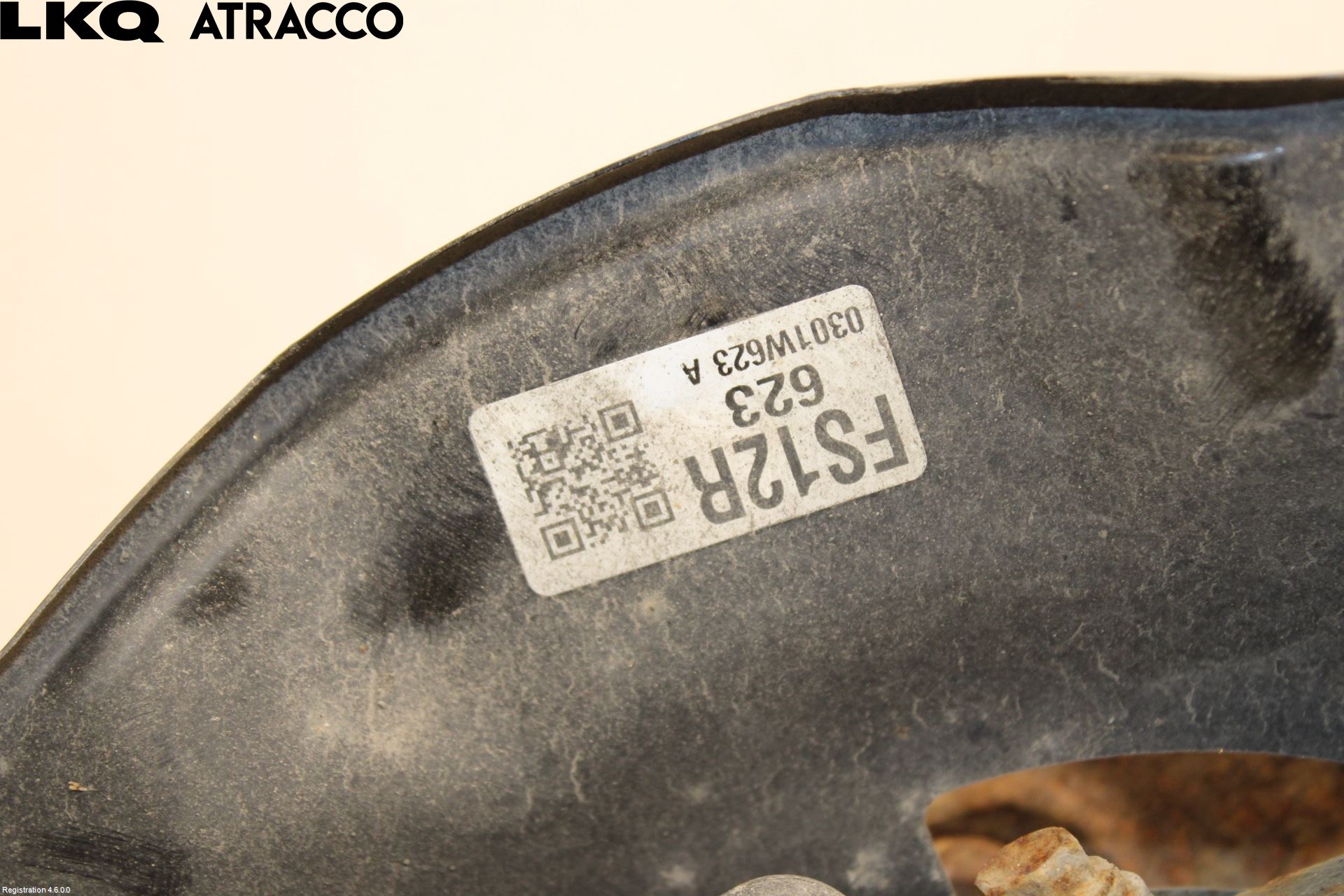 Toyota YARIS XP21 20- Spindel Hf