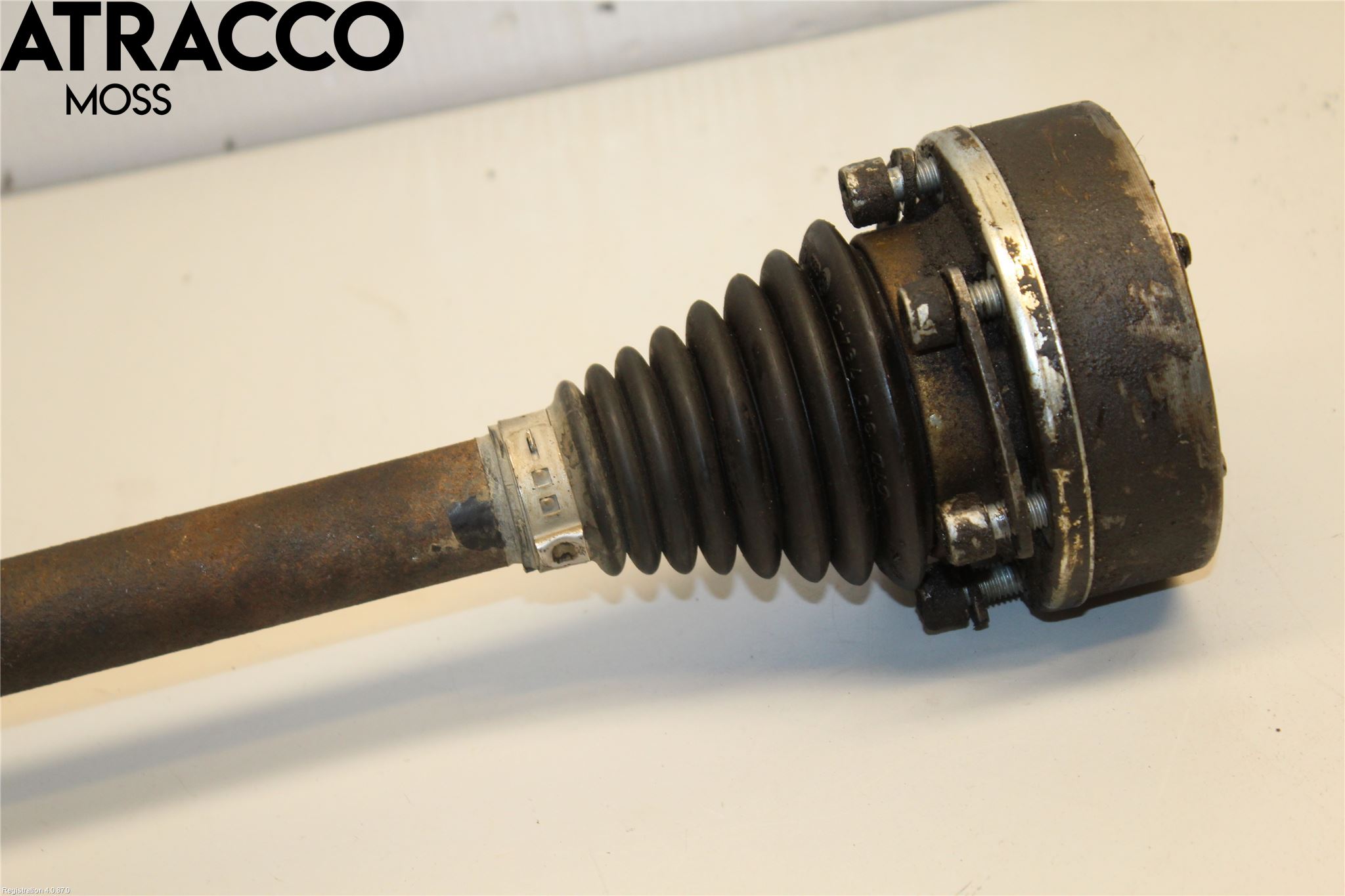 Skoda SUPERB 09-15 Drivaksel Foran Kompl Venstre