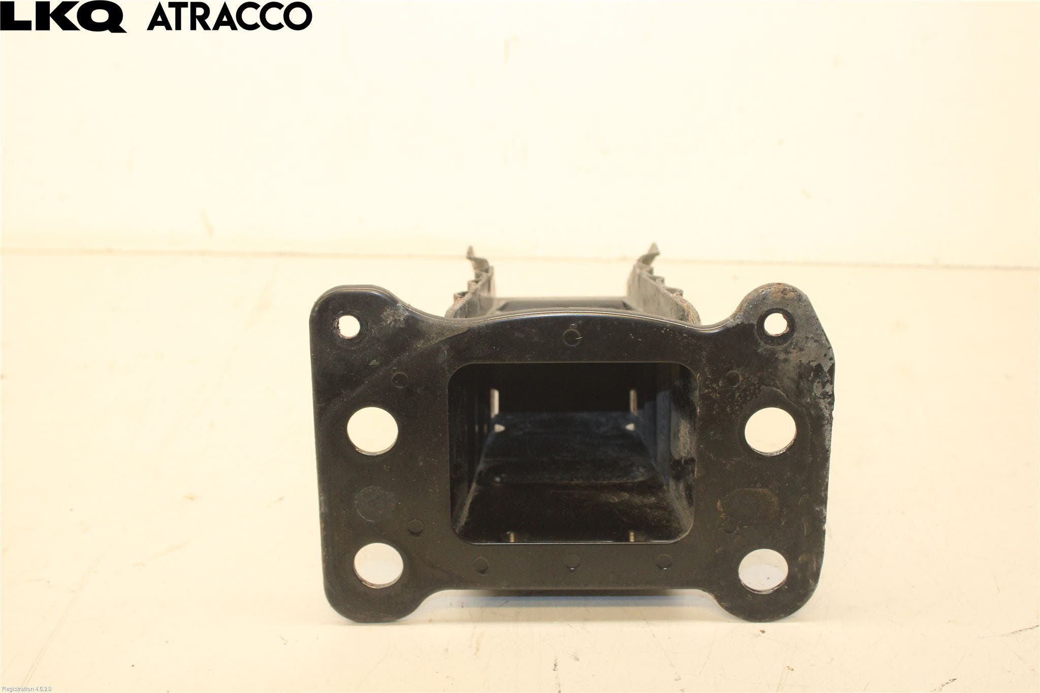 Audi A3/S3 05-13 Støtfanger Foran Feste