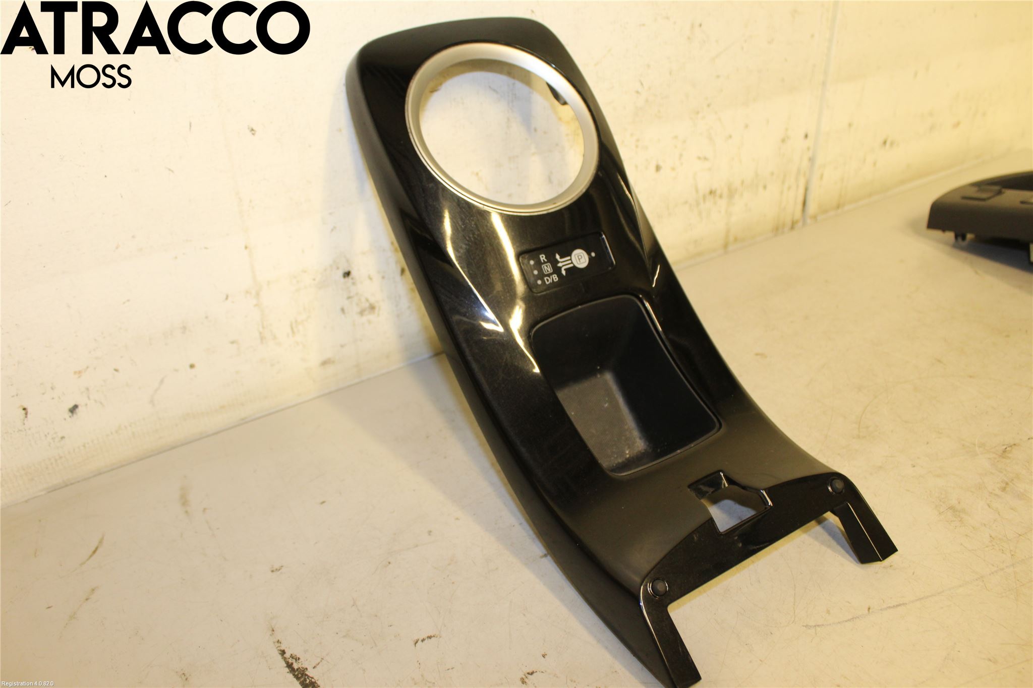 Nissan LEAF 11-17 Innr Konsoll-Lomme