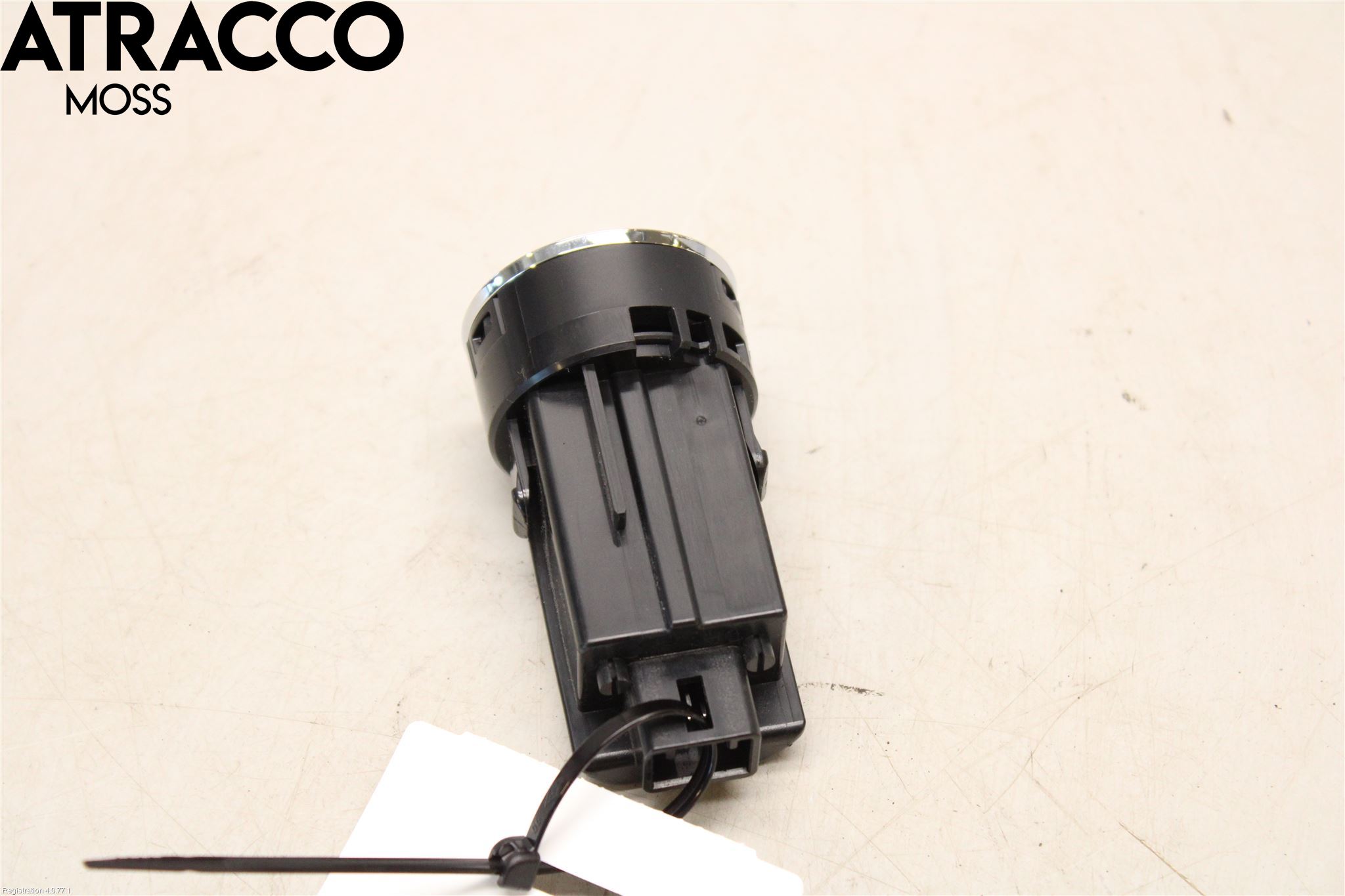 Toyota YARIS XP130 12-14 Startknapp Personbil