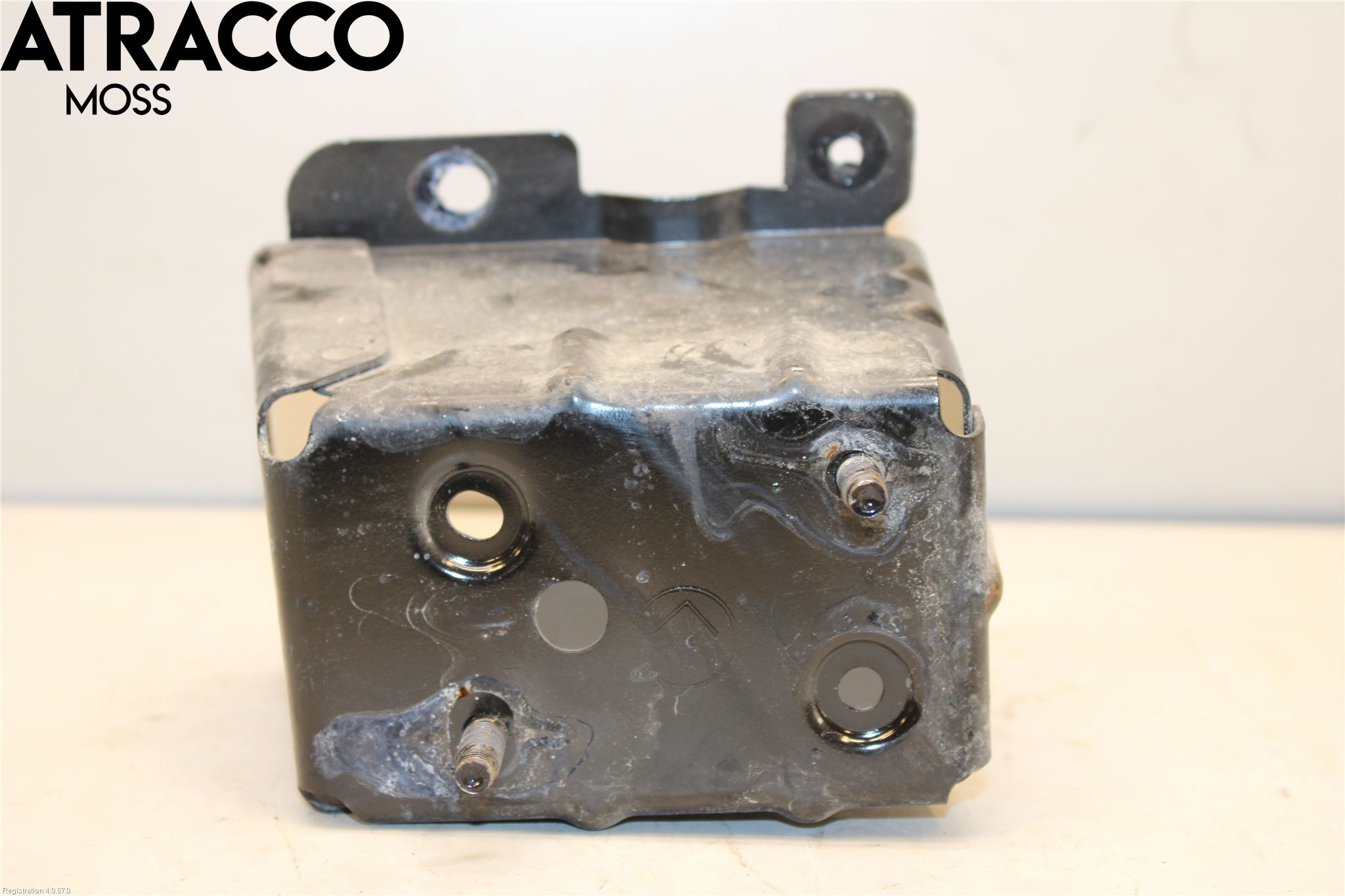 Nissan LEAF 18- Støtfanger Bak Feste