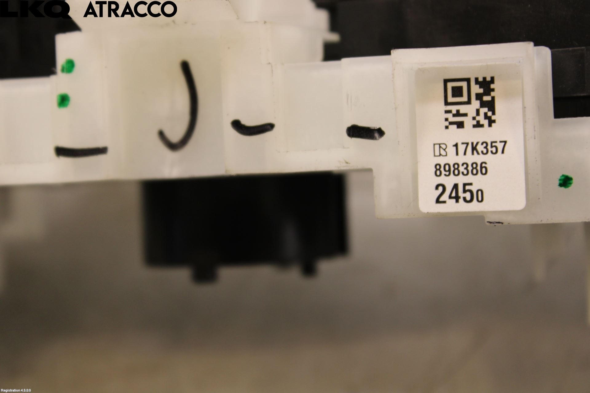 Isuzu D-MAX Bryter Ratt Kombi H Og V