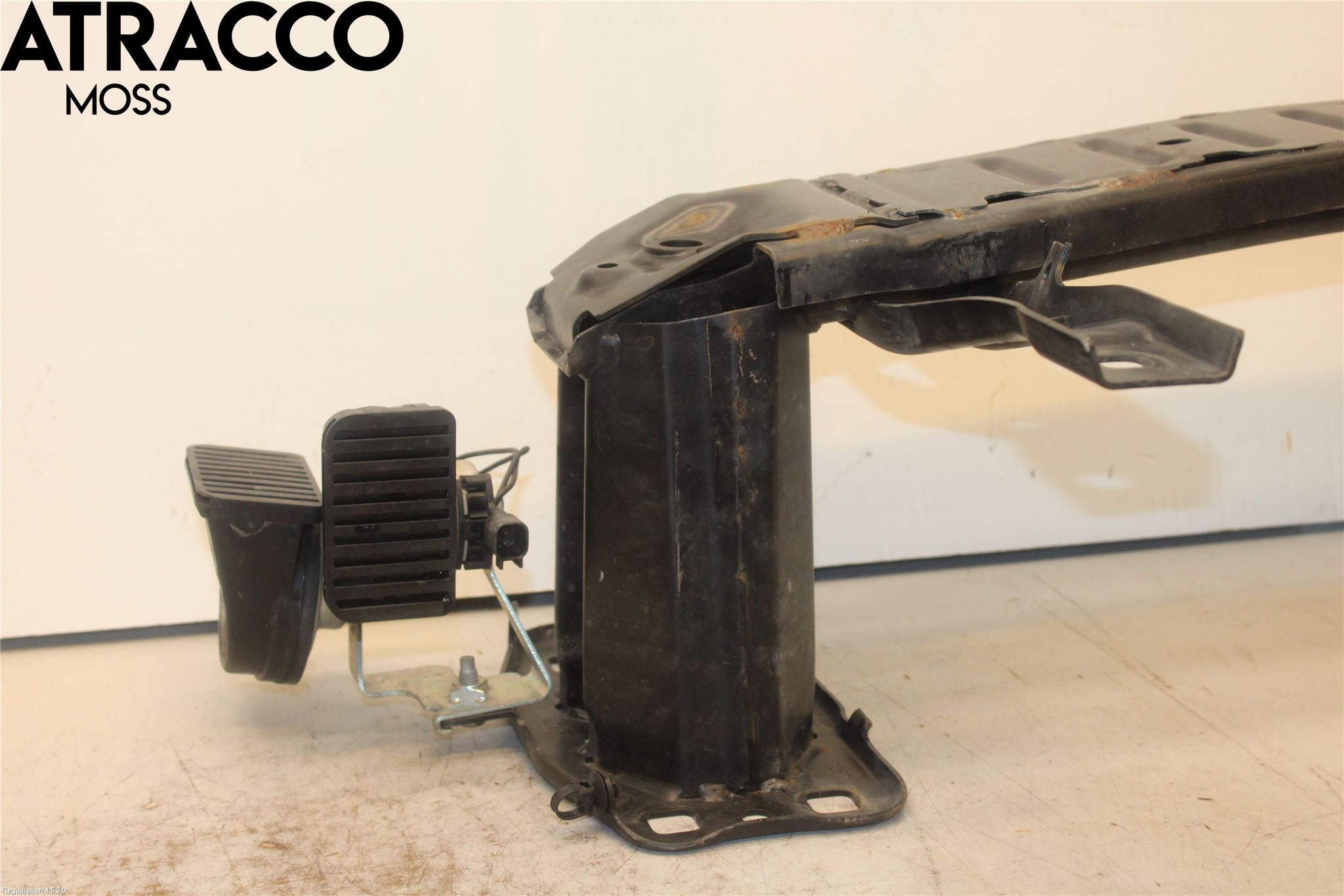 Ford FIESTA (VII) 18-23 Støtfanger Foran Bjelke