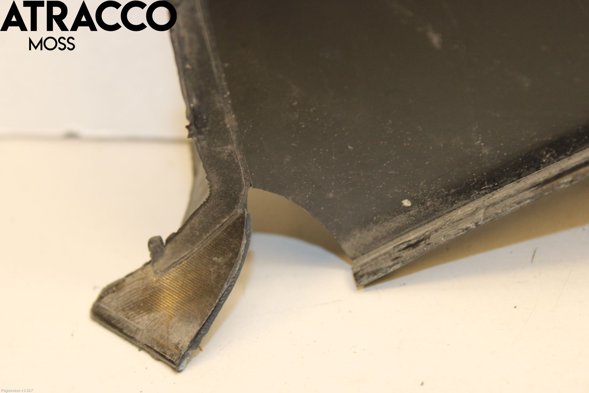 Peugeot 308 14-21 Visker Deksel-Grill-Under Frr