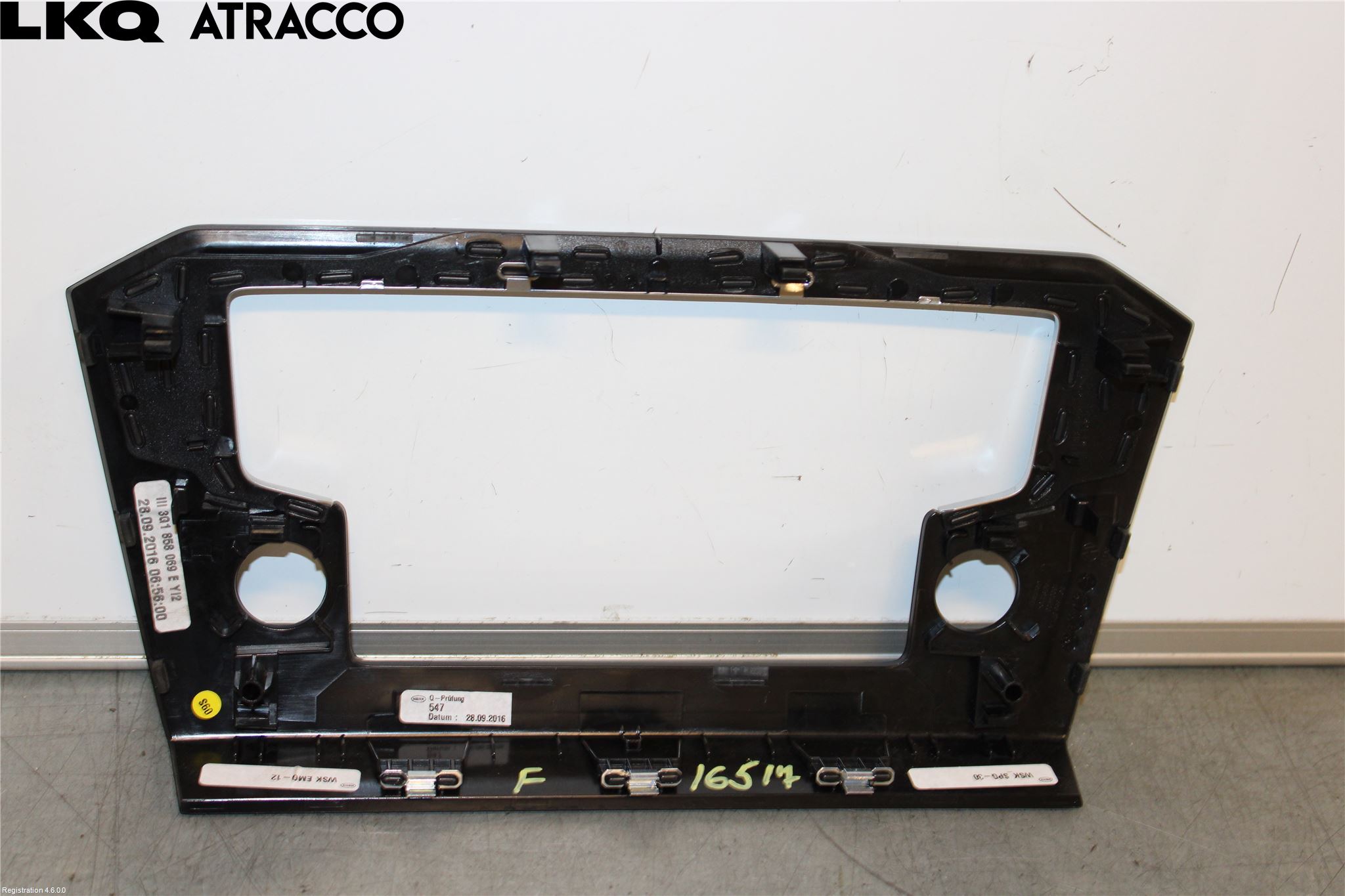 Volkswagen VW PASSAT 15-19 Instrument Ramme