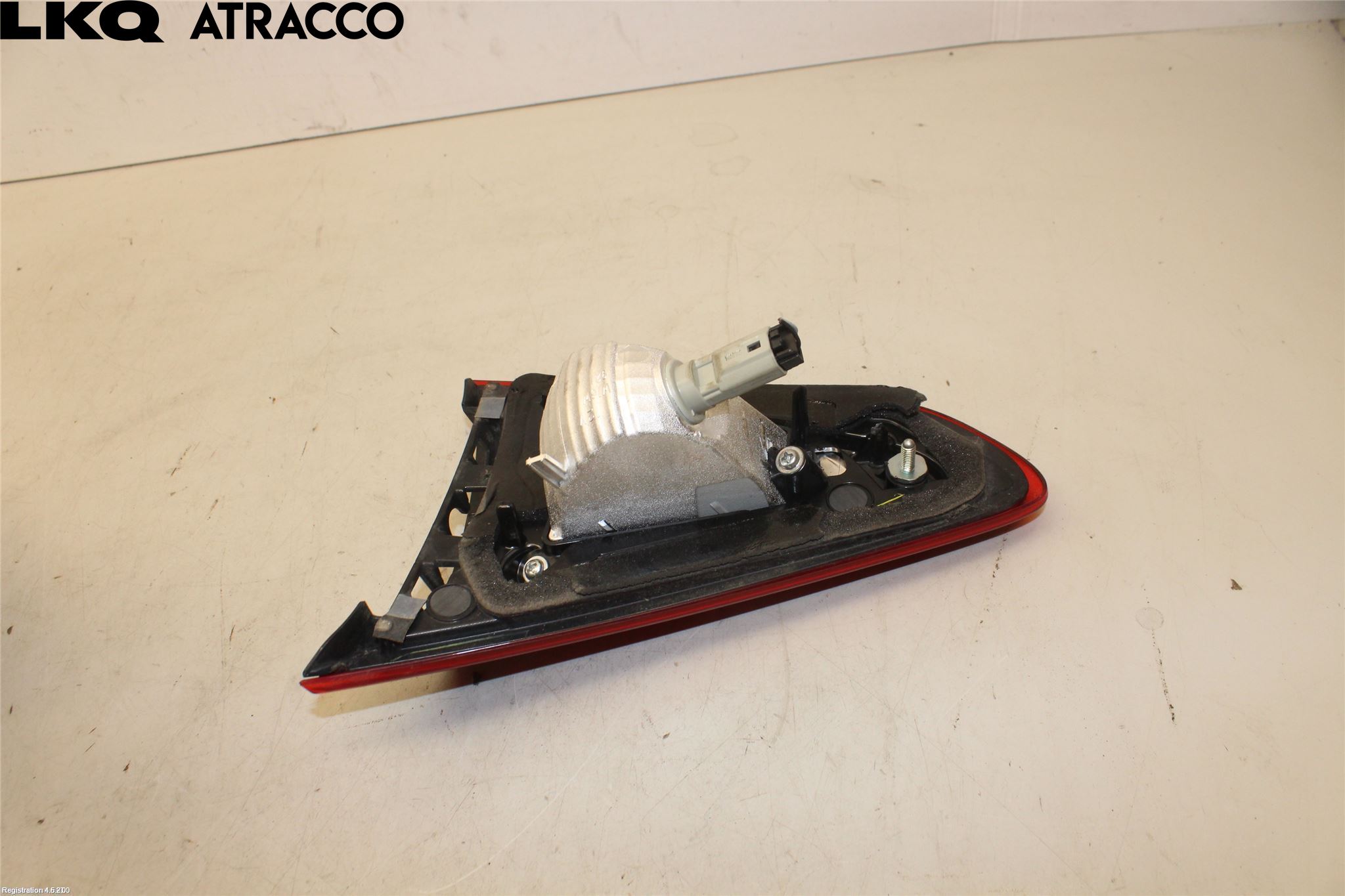 Mazda 2 (DJ) 15-22 Baklykt Venstre  På Luke(Indre