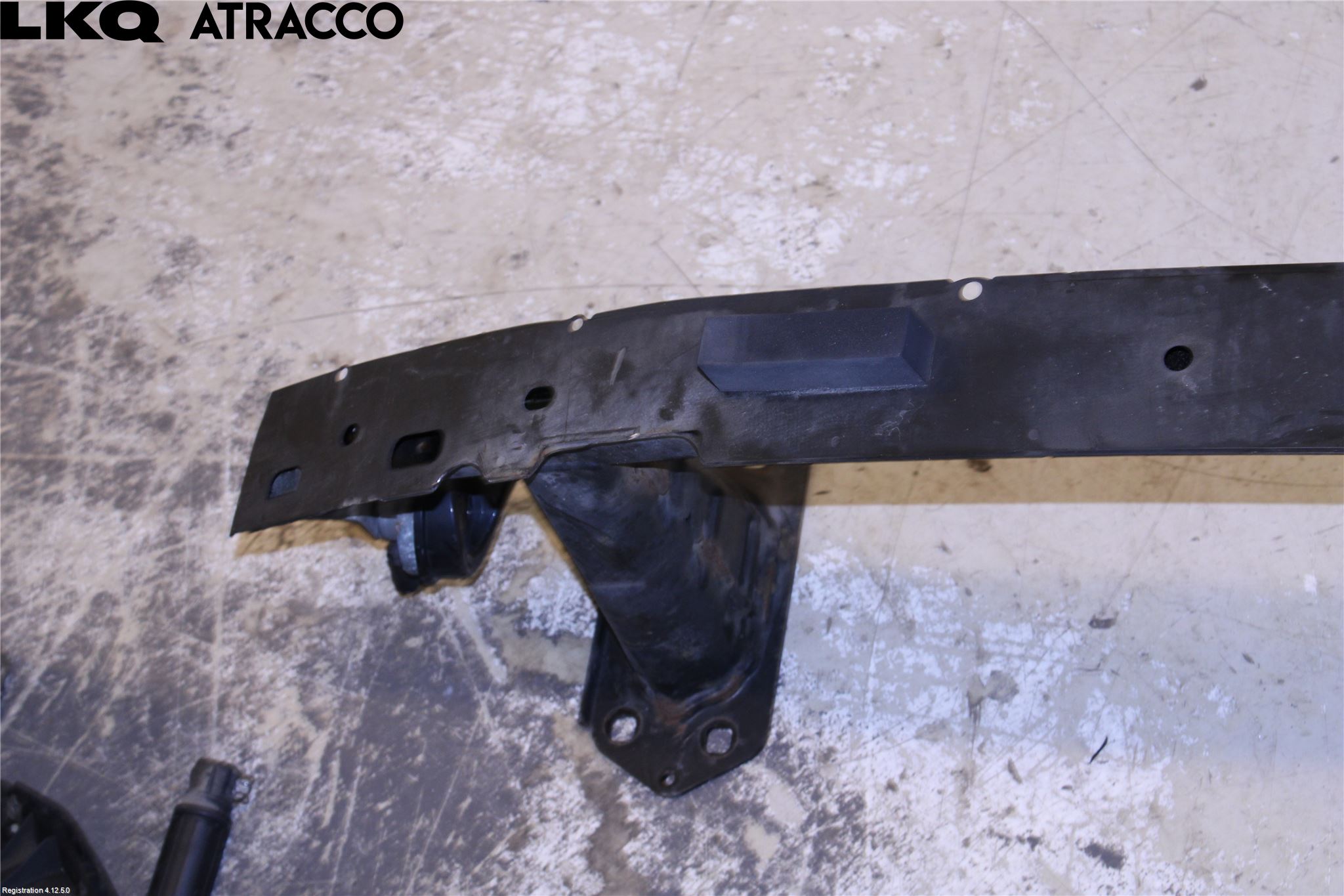 BMW 1 E87/81 5D/3D 03-11 Støtfanger Foran Bjelke