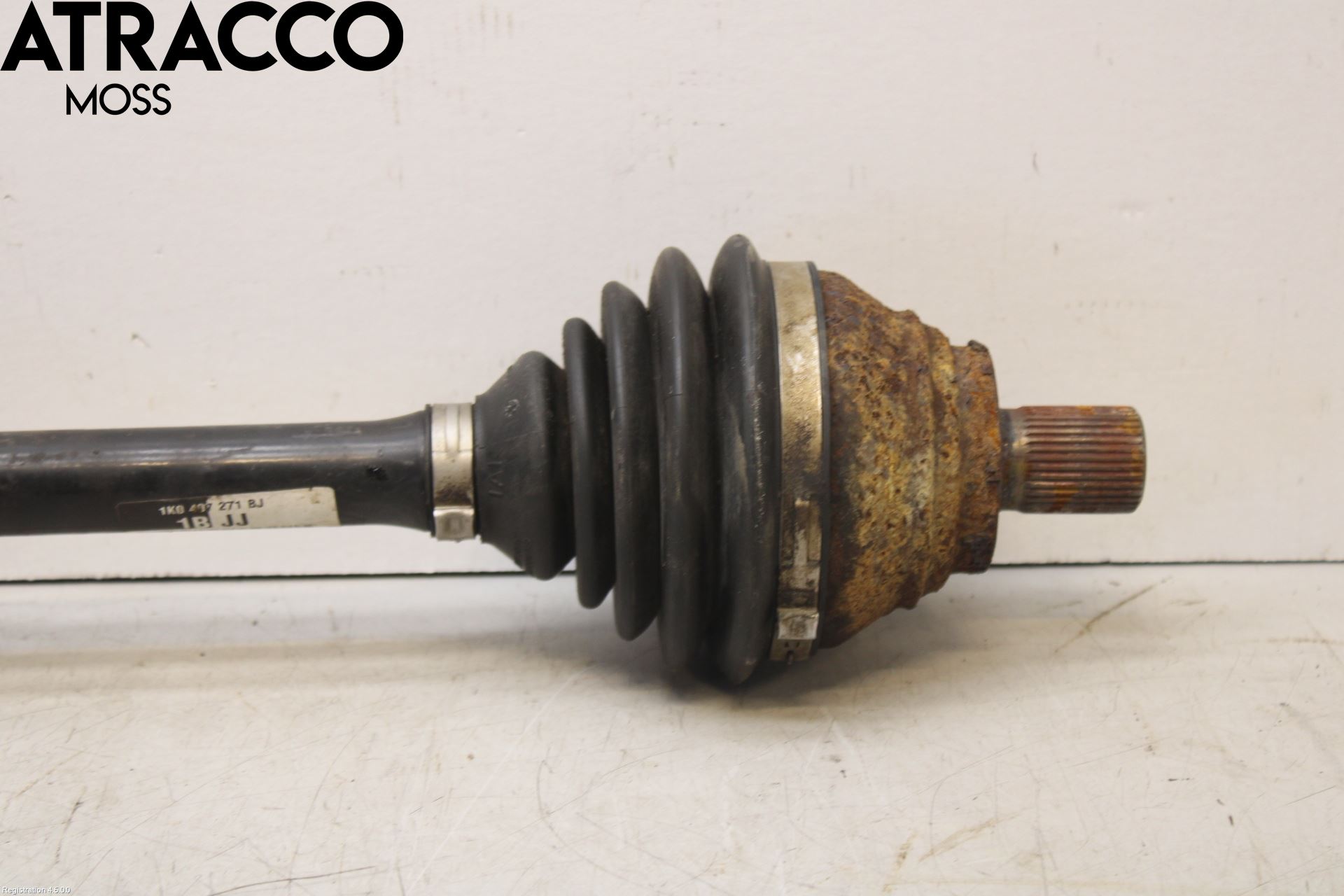 Volkswagen VW CADDY      04-10 Drivaksel Foran Kompl Venstre