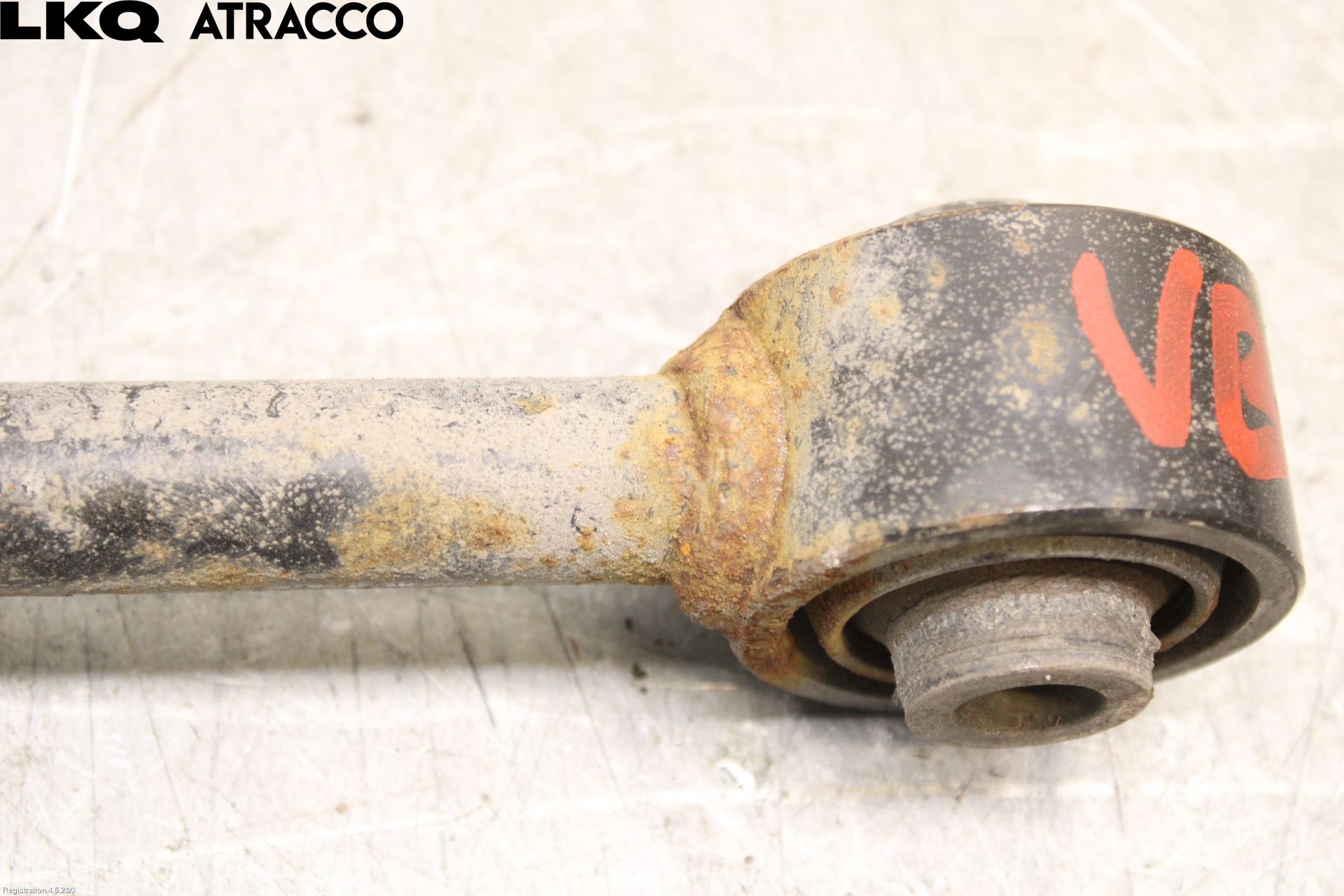 Toyota RAV4 19- Bærearm Bak Venstre