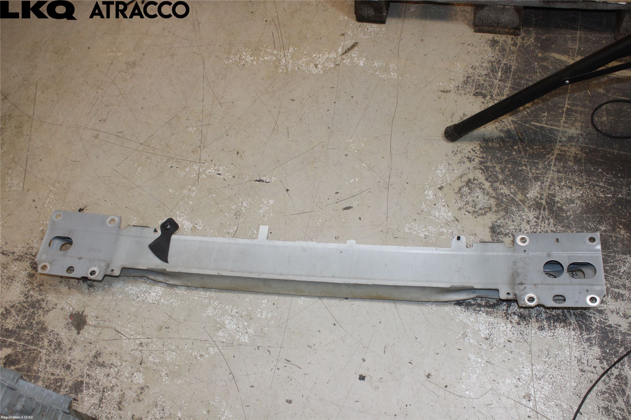 Volvo XC60 09-13 Støtfanger Foran Bjelke