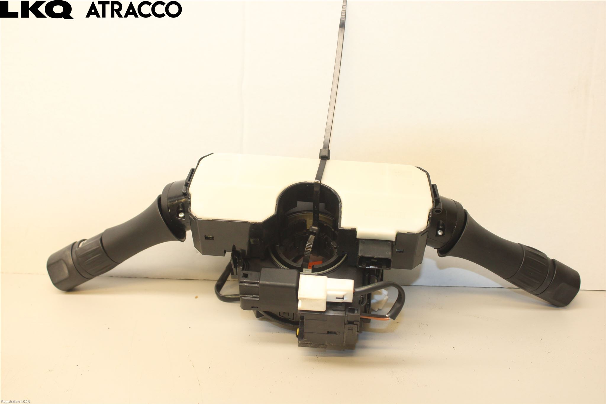 Nissan LEAF 18- Bryter Ratt Kombi H Og V