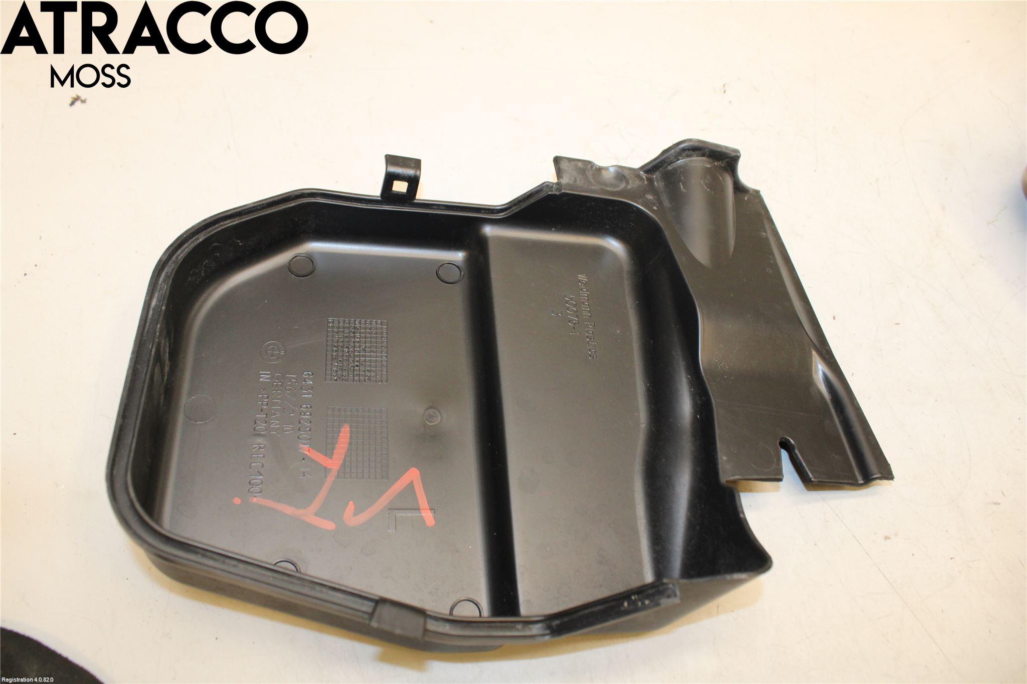 BMW 3 E90/91 SED/TOU 05-12 Visker Deksel-Grill-Under Frr