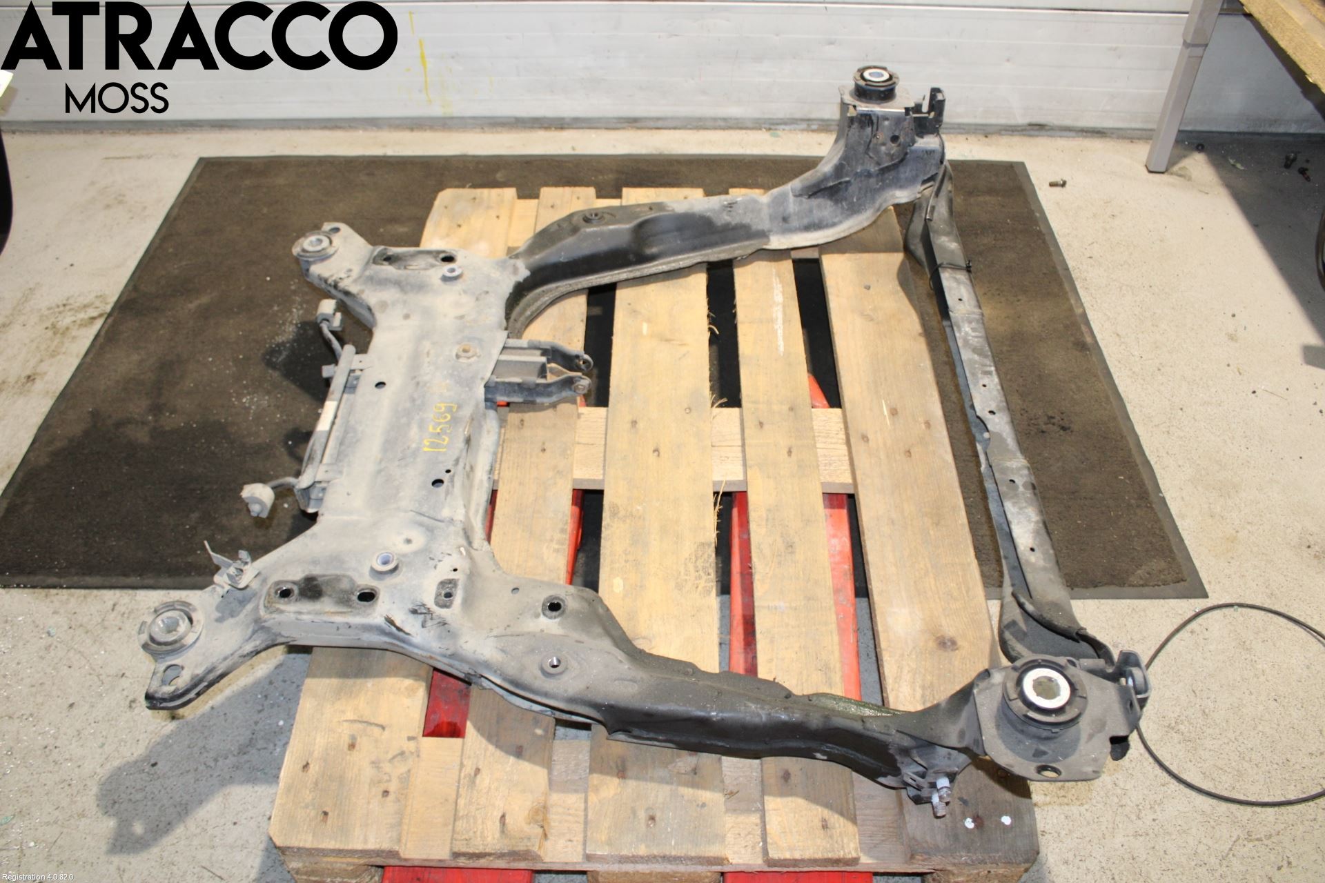 Volvo XC70 08-13 Travers Feste