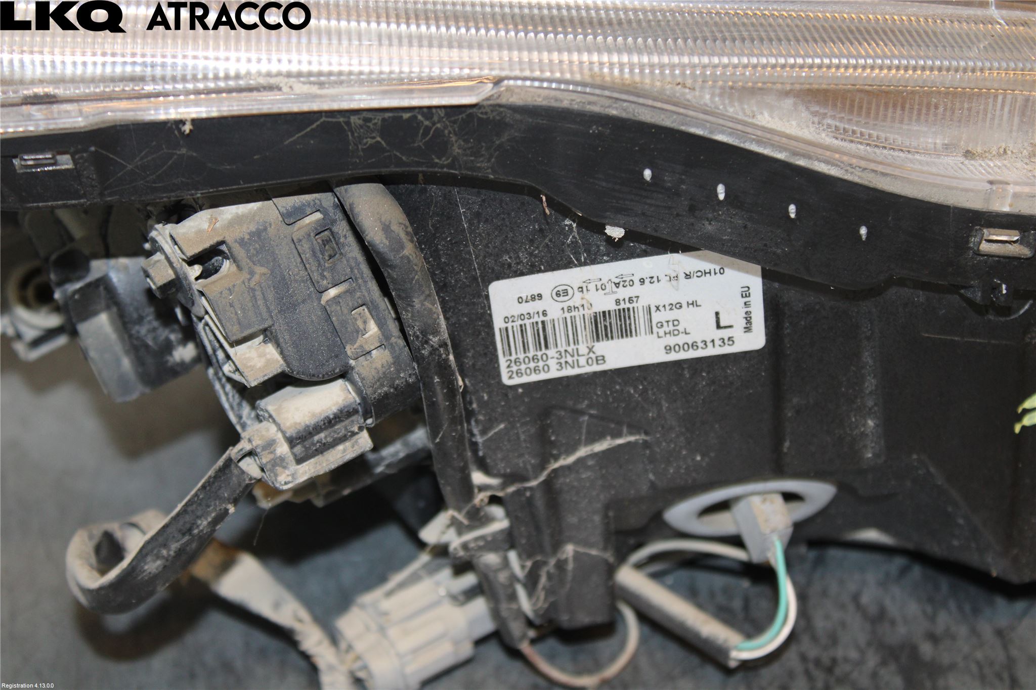 Nissan LEAF 11-17 Frontlykt Venstre
