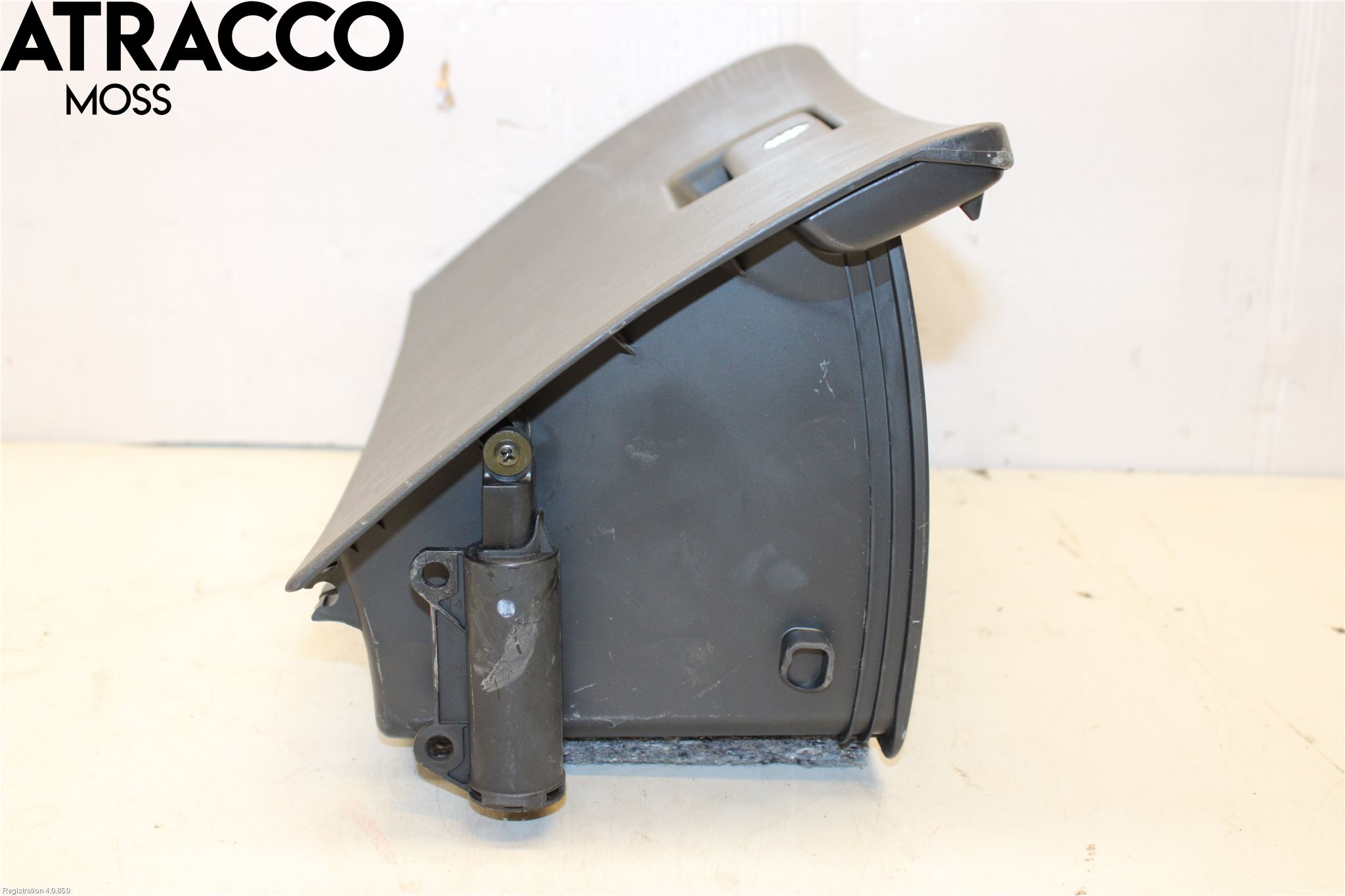 Toyota COROLLA 02-07 Innr Hanskerom