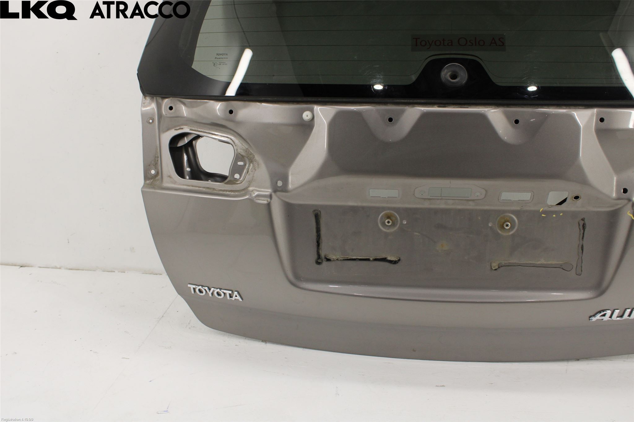 Toyota AURIS 13-19 Bakluke Koffertlokk