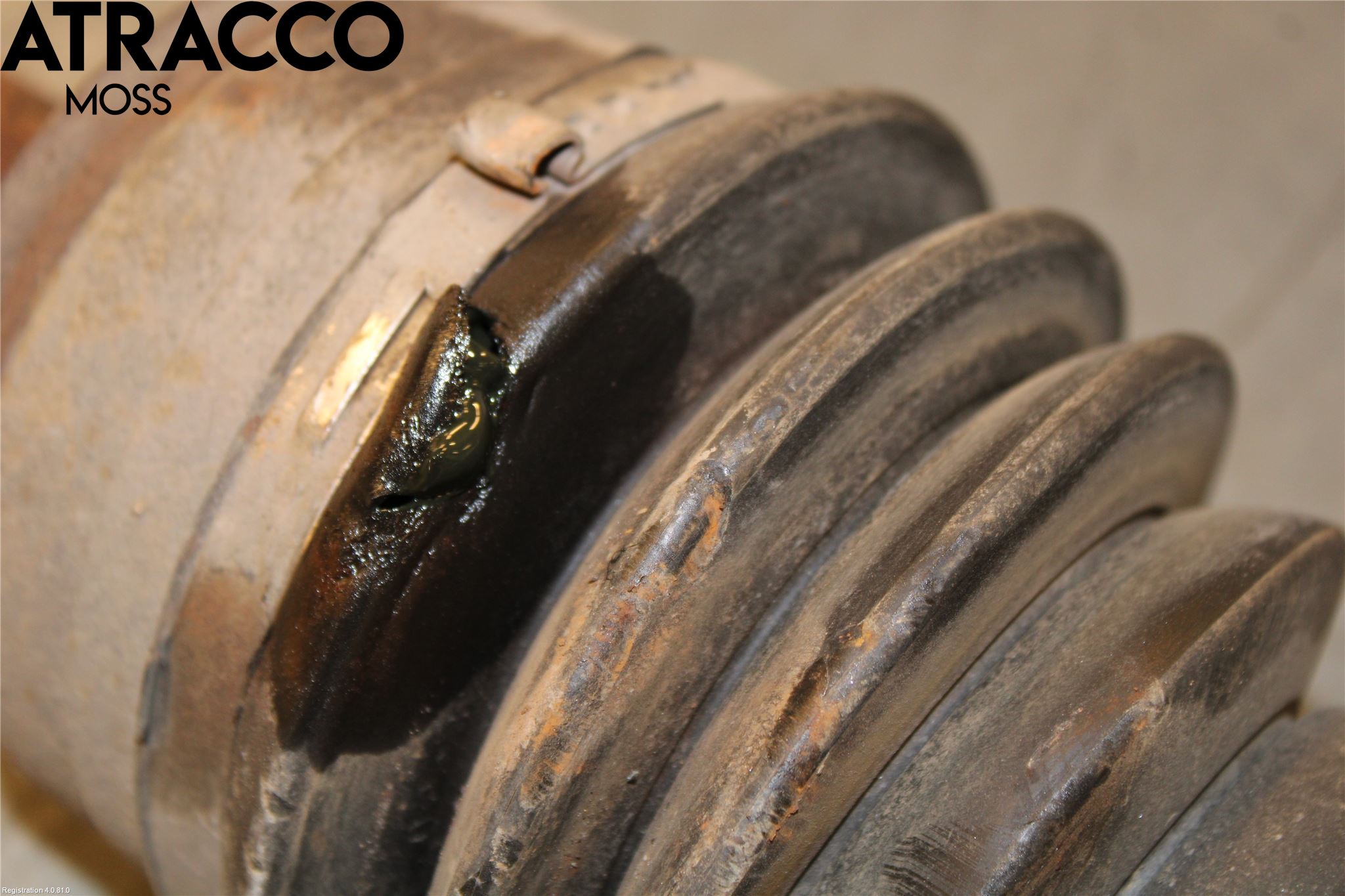 Volkswagen VW TRANSP/CARAVELLE (T5) 04-15 Drivaksel Foran Kompl Venstre