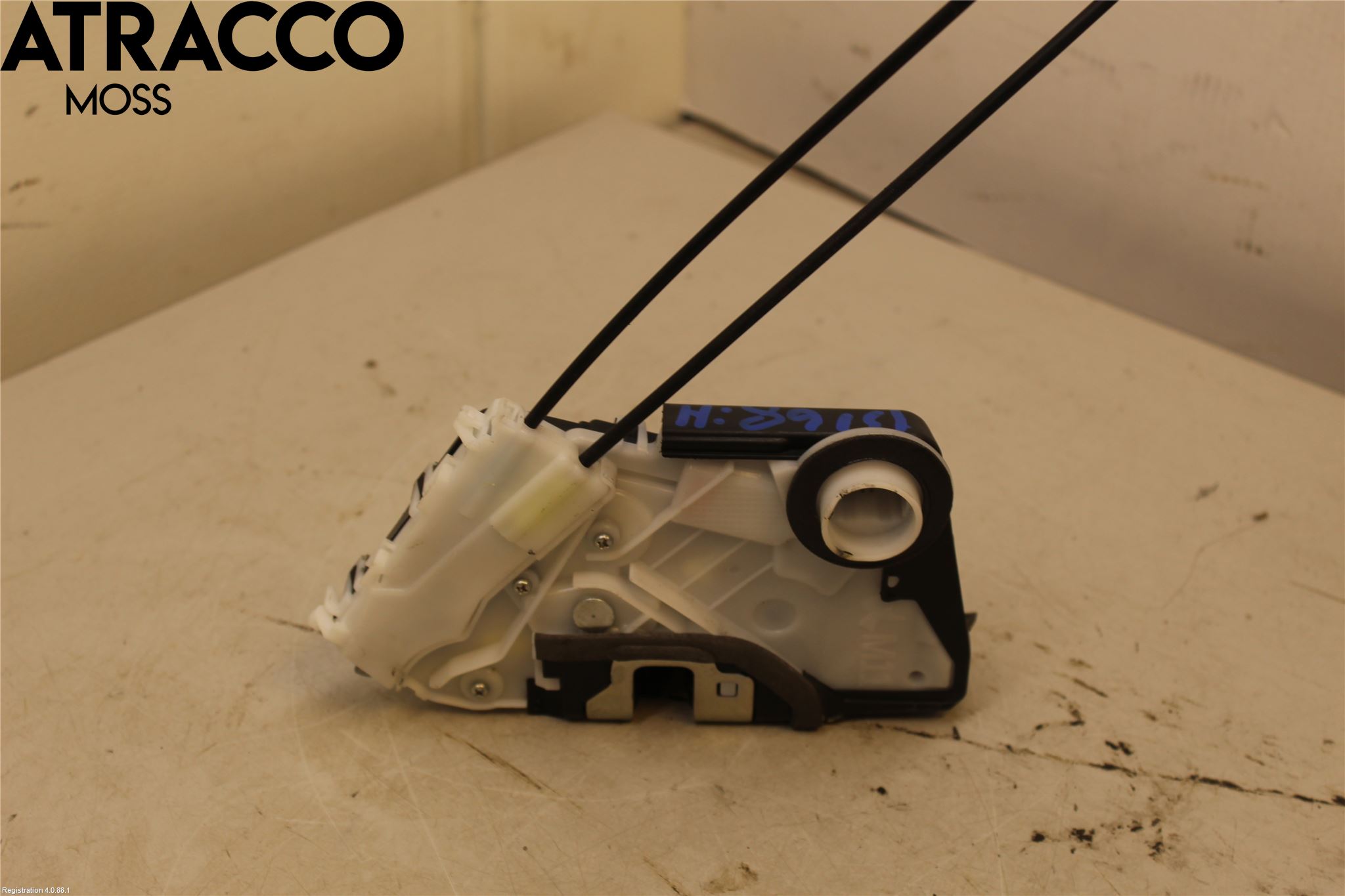 Toyota YARIS XP130 15-20 Dørlås - Låsekasse