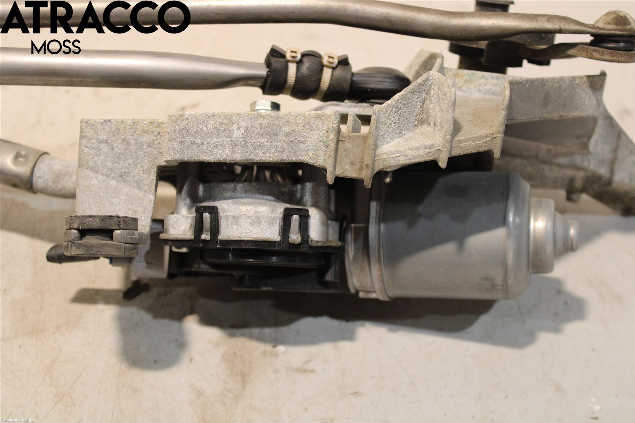 Mitsubishi OUTLANDER 07-12 Viskermotor Frontrute