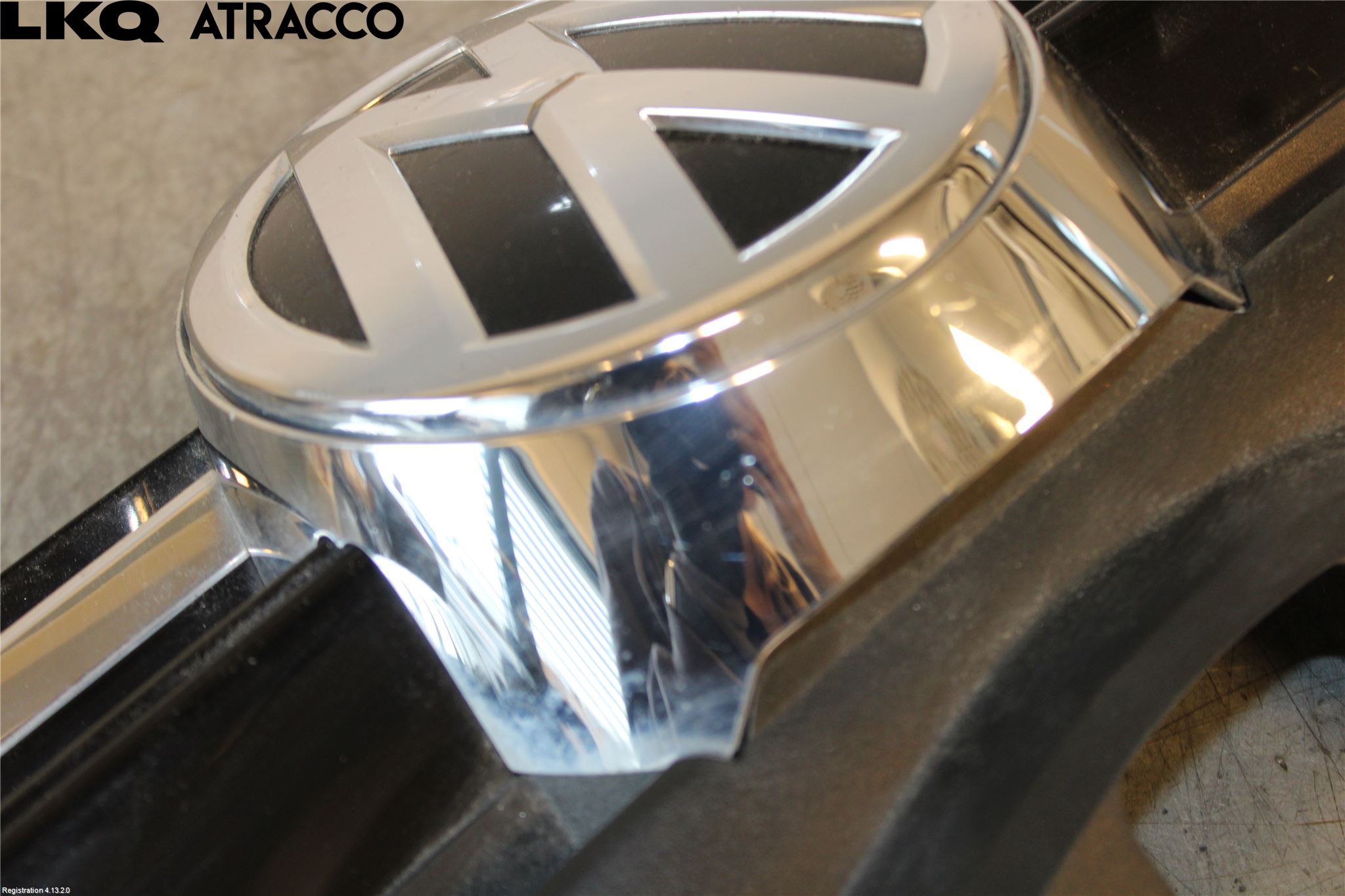 Volkswagen VW GOLF / E-GOLF VII 13-20 Grill Komplett