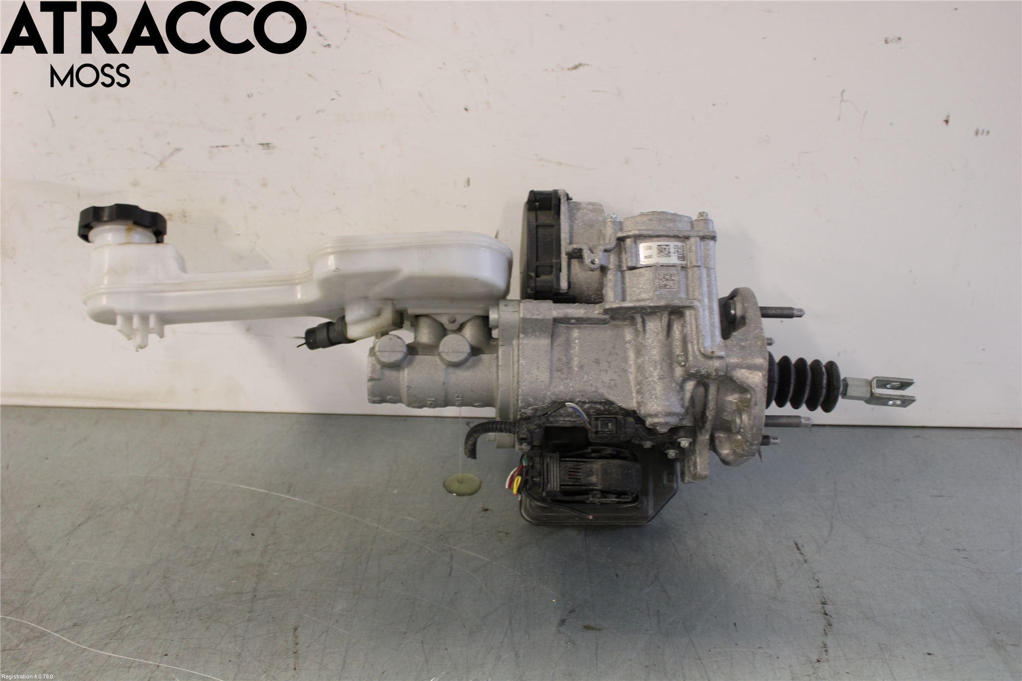 Tesla MODEL X 16- Bremseservo