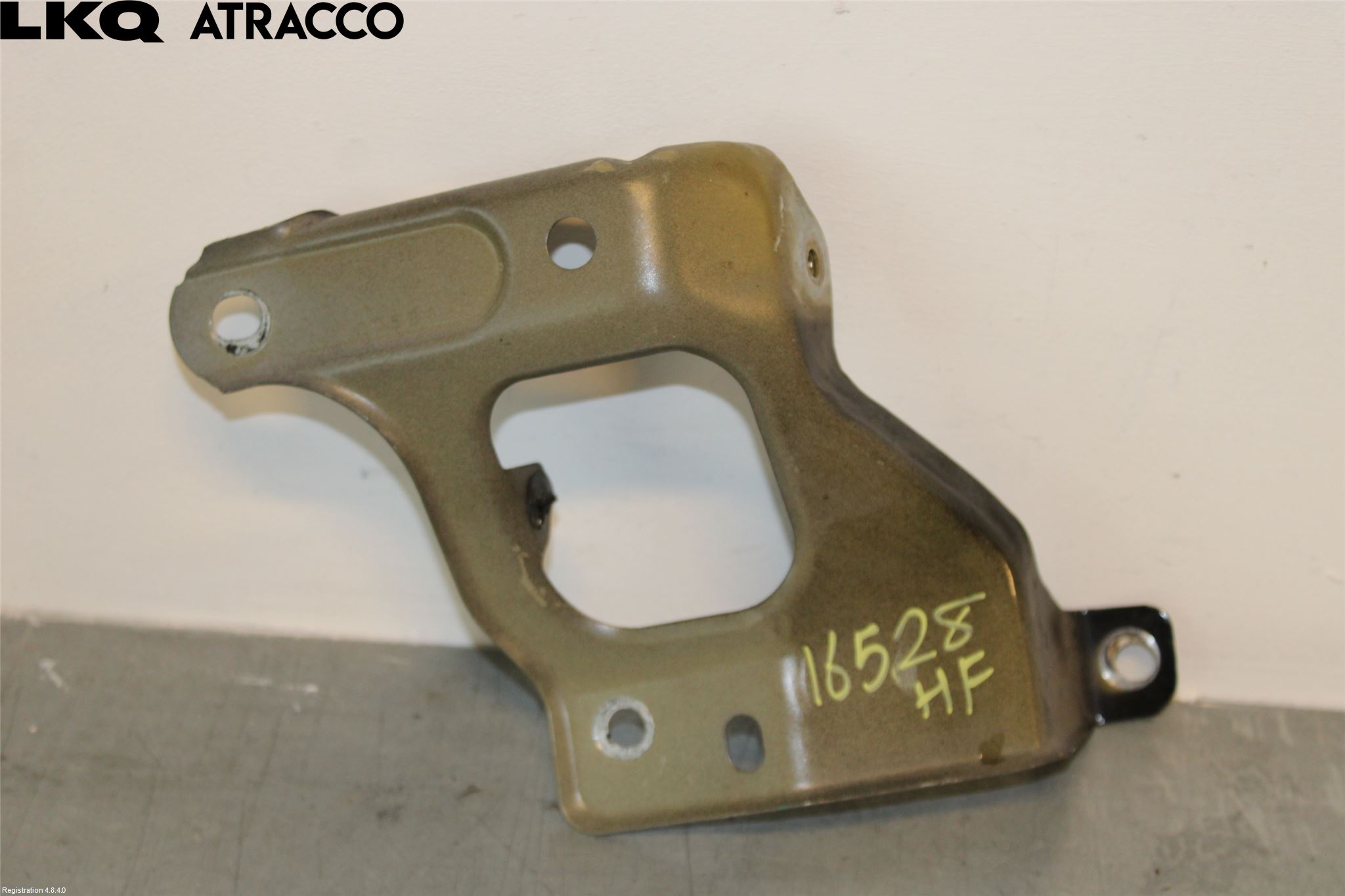 Tesla MODEL 3 17- Fenderfeste Foran Høy