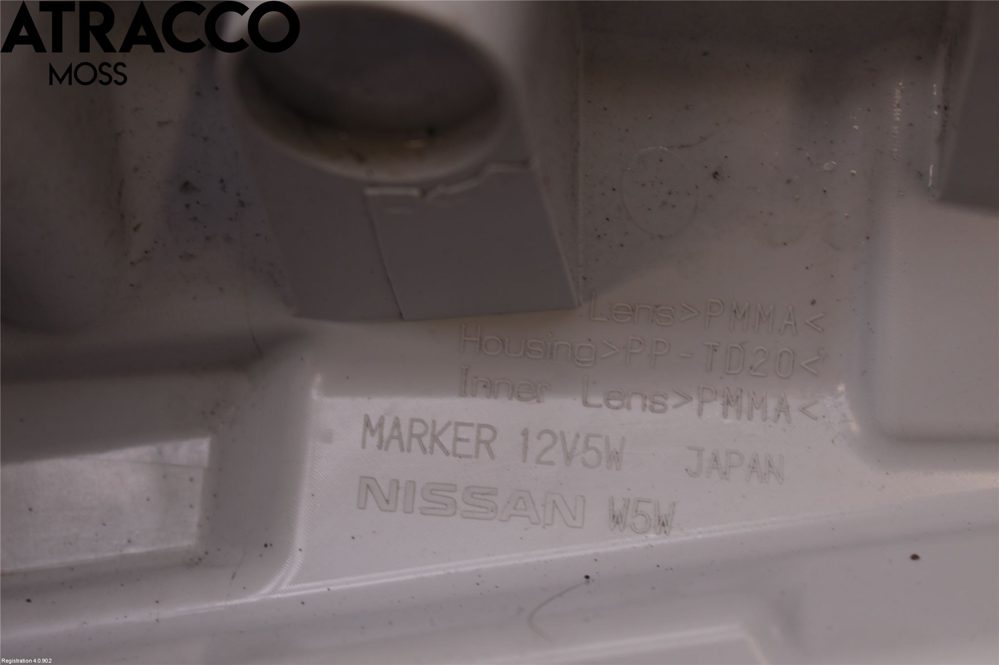 Nissan LEAF 11-17 Frontlykt Hus Venstre