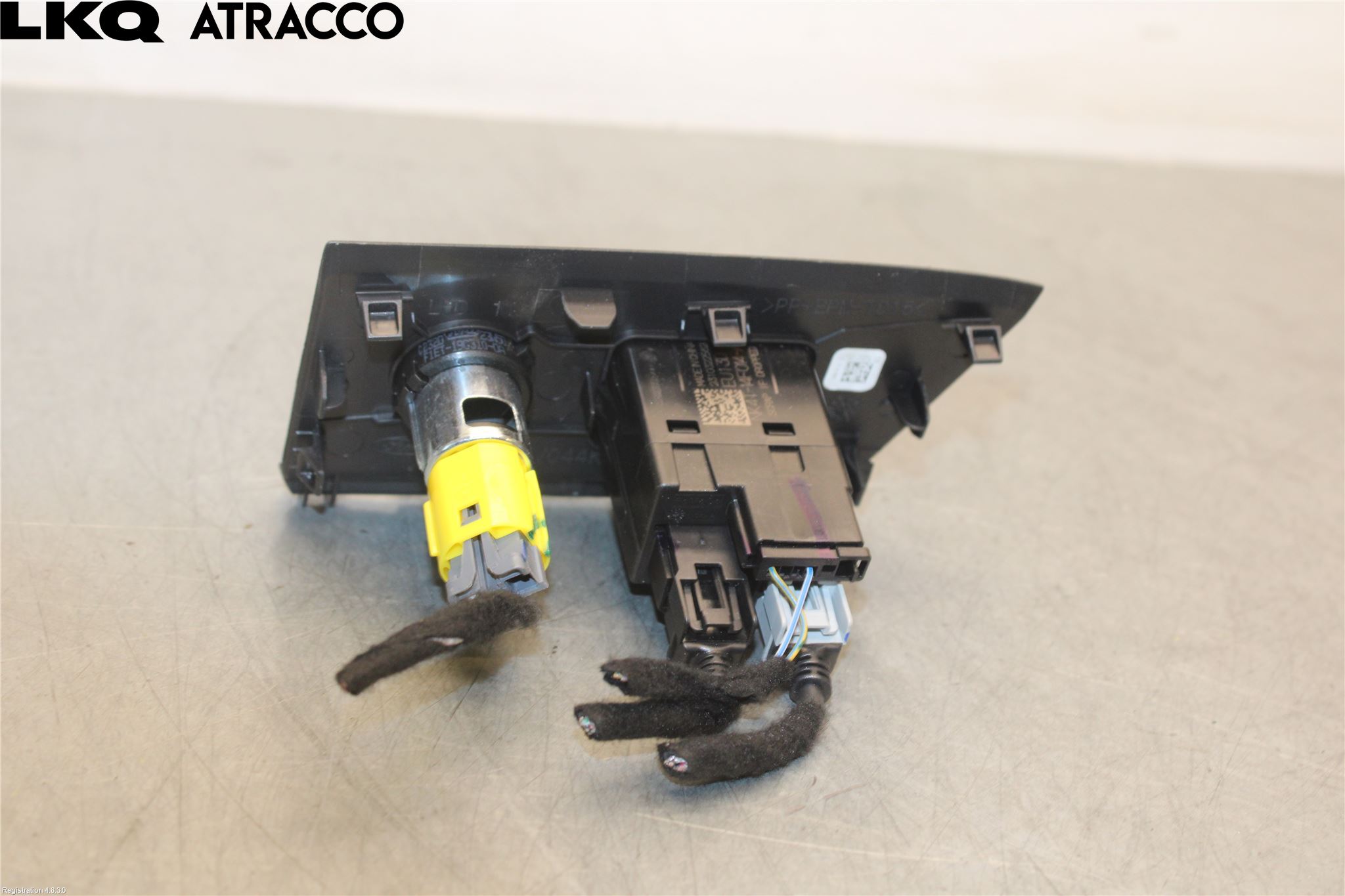 Ford E-TRANSIT SKÅP/BUSS 22- Usb Connection