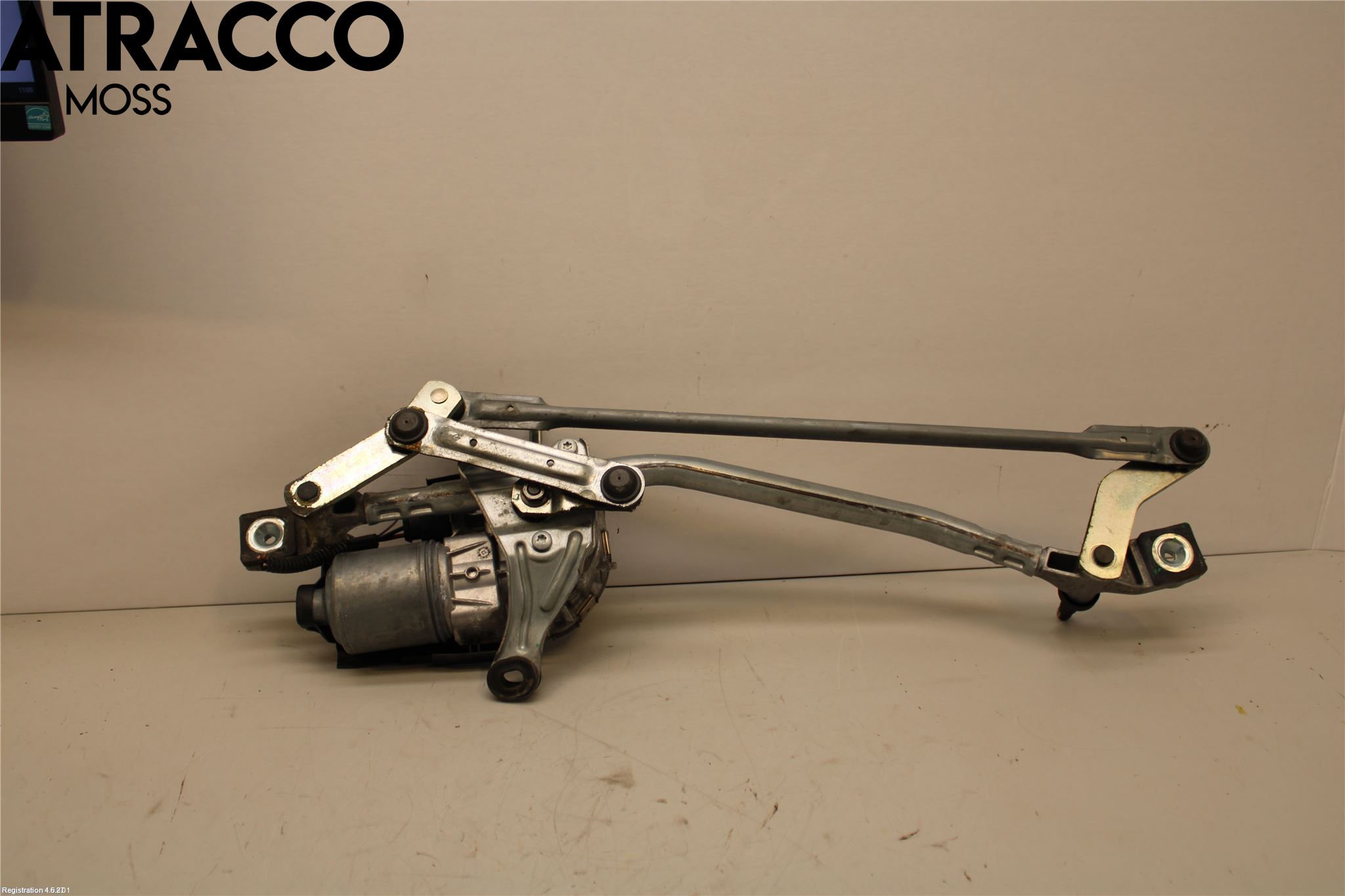 Volvo V40 12-19 Viskermotor Frontrute