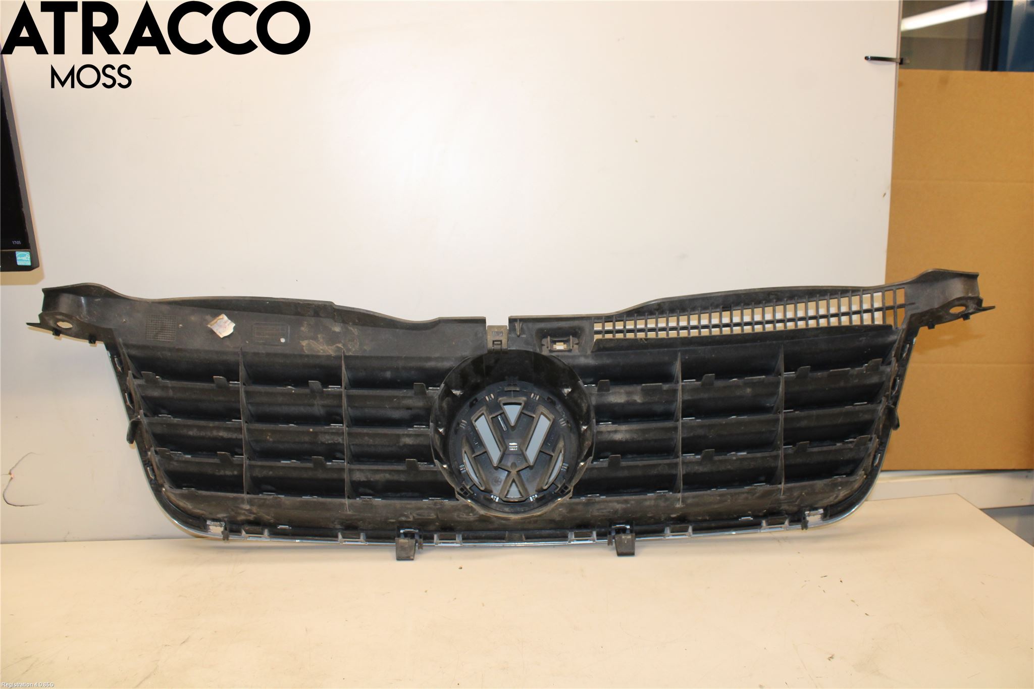 Volkswagen VW PASSAT 01-05 Grill Komplett