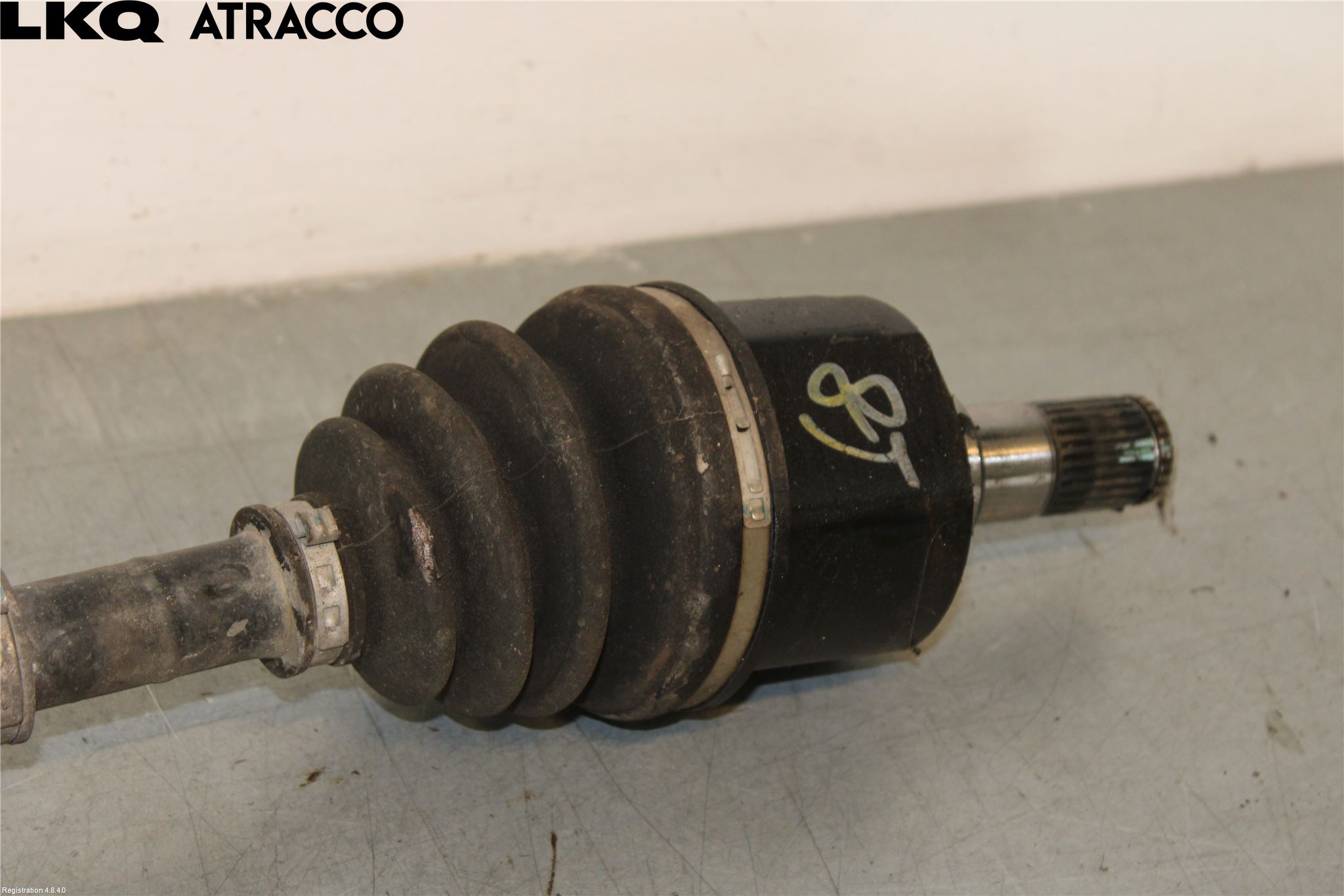 Hyundai i40 08-15 Drivaksel Foran Kompl Venstre