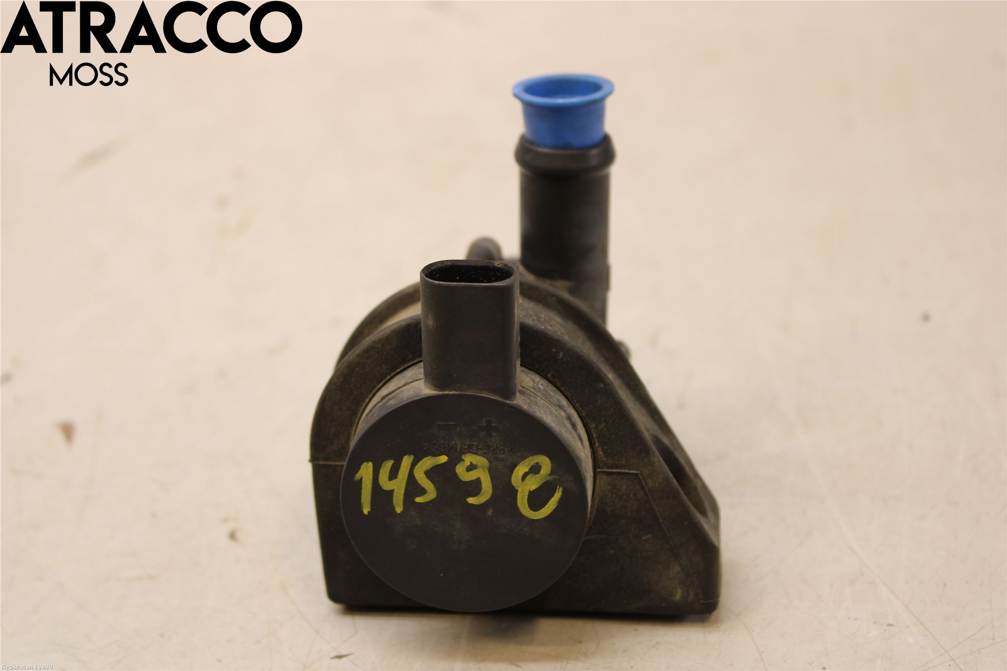 Volkswagen VW CADDY 11-15 Vannpumpe