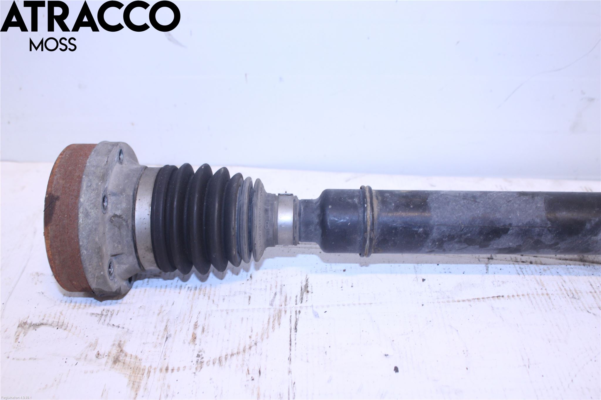 Volkswagen VW PASSAT 15-19 Drivaksel Foran Kompl Høyre