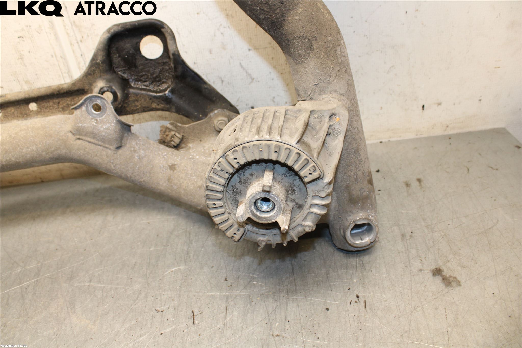 Mercedes-Benz MB E-KLASS COUPÈ/CAB(C207) 09-17 Forstillingsbjelke(Tvergående)