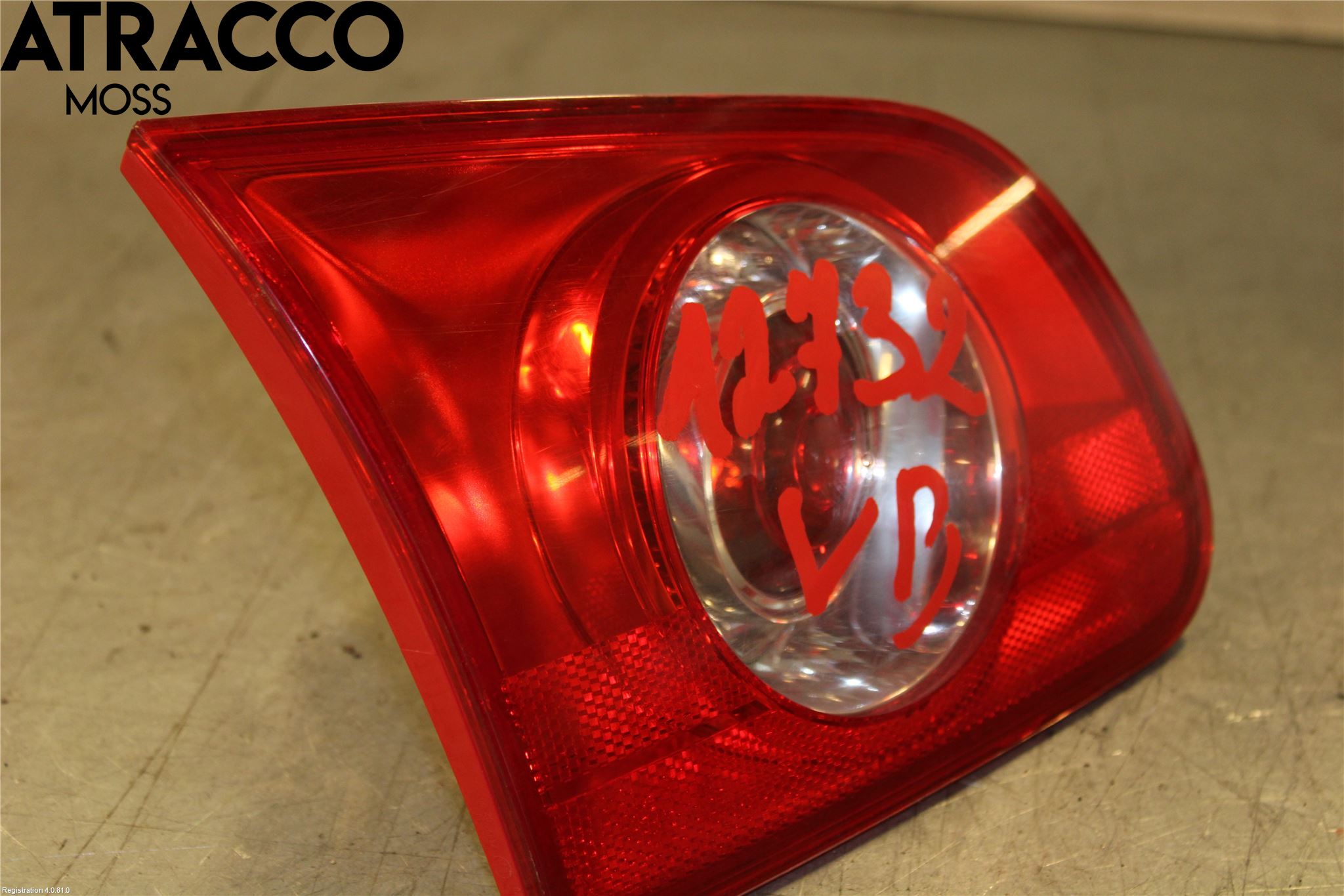 Volkswagen VW PASSAT 05-11 Baklykt Venstre  På Luke(Indre