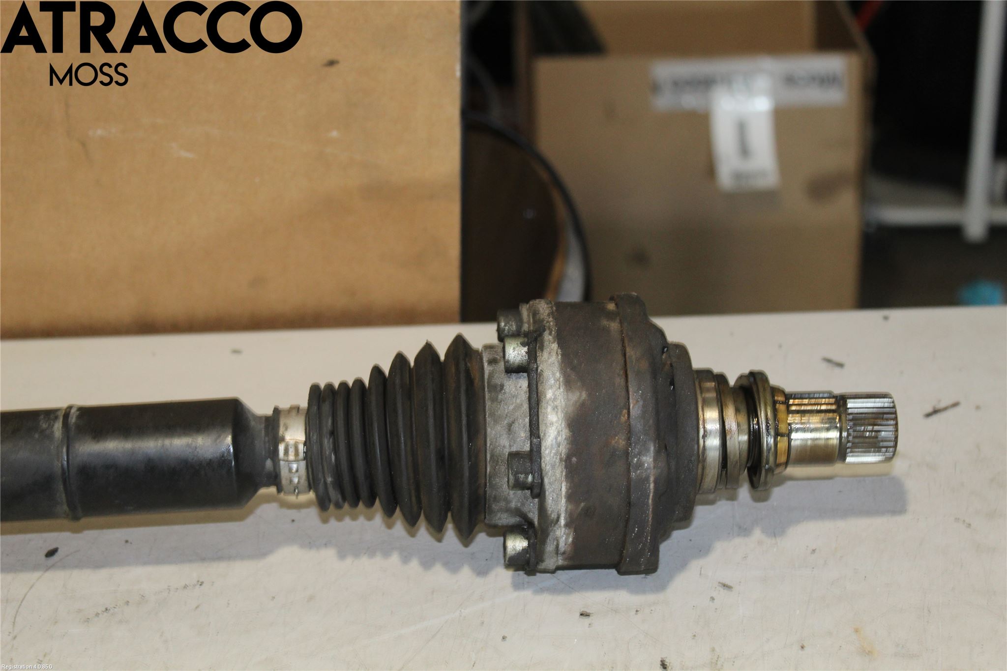 Volkswagen VW GOLF PLUS/CROSS GOLF 04-14 Drivaksel Foran Kompl Høyre