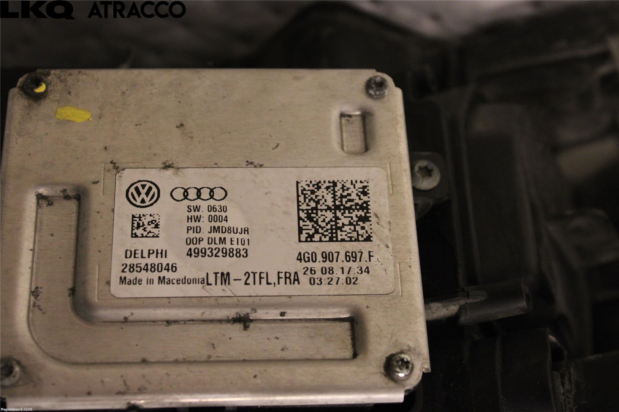 Volkswagen VW PASSAT 15-19 Frontlykt Venstre