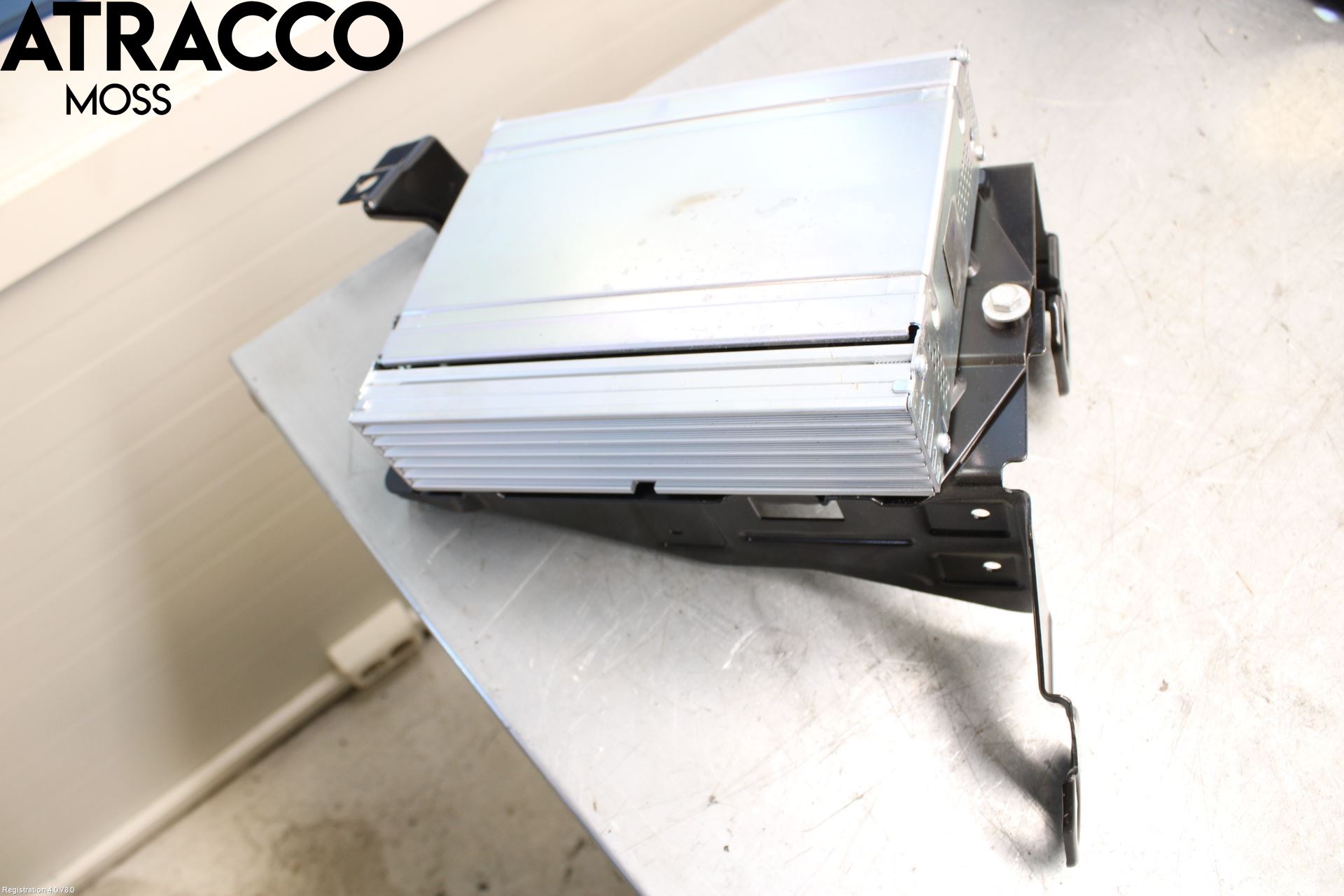 Opel INSIGNIA 09-16 Stereo Forsterker