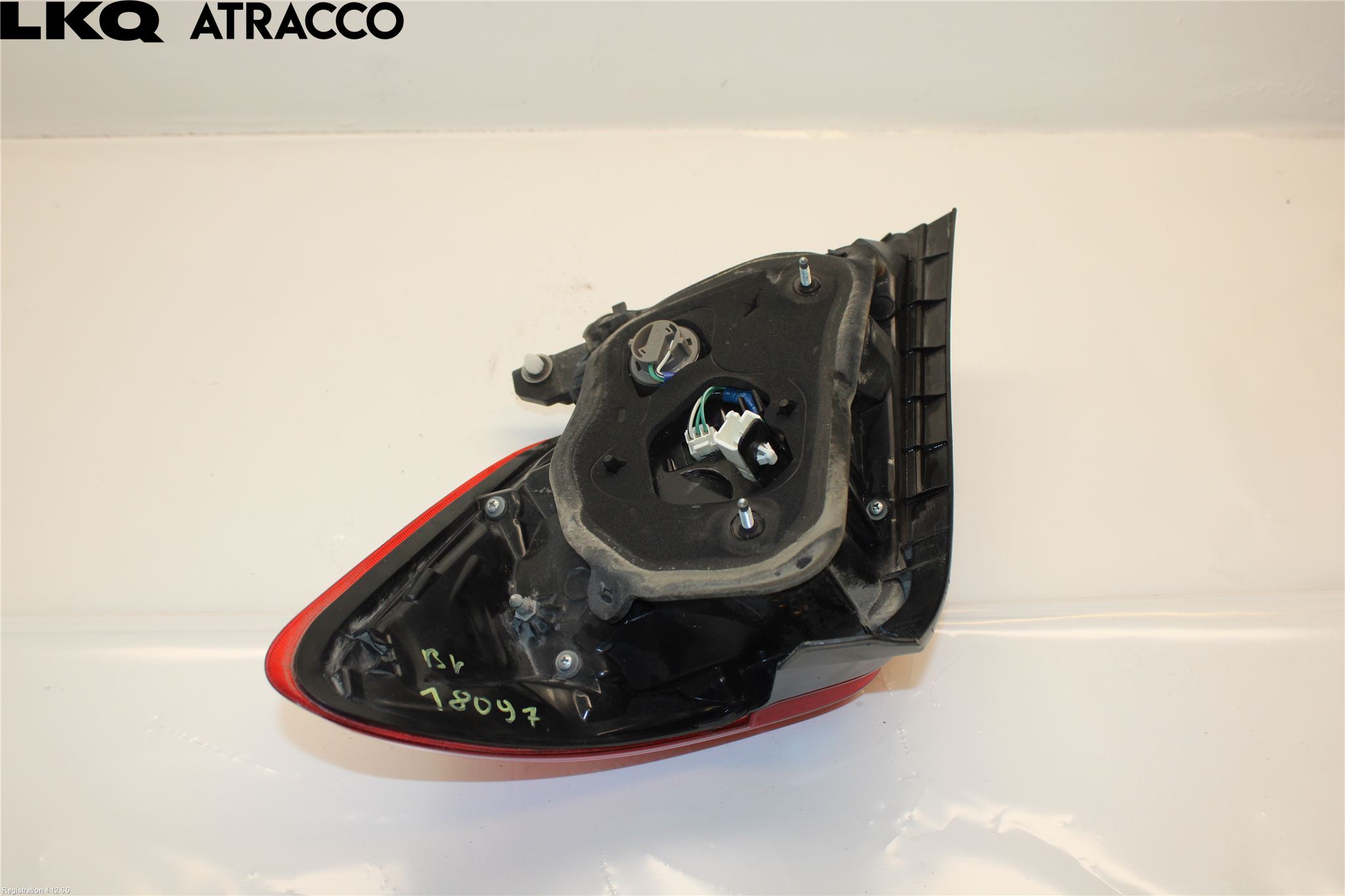 Toyota YARIS XP130 15-20 Baklykt Venstre