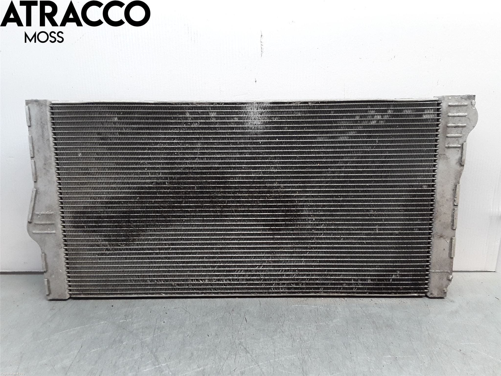 BMW 5 F10/F11/F18 09-17 Radiator Automat
